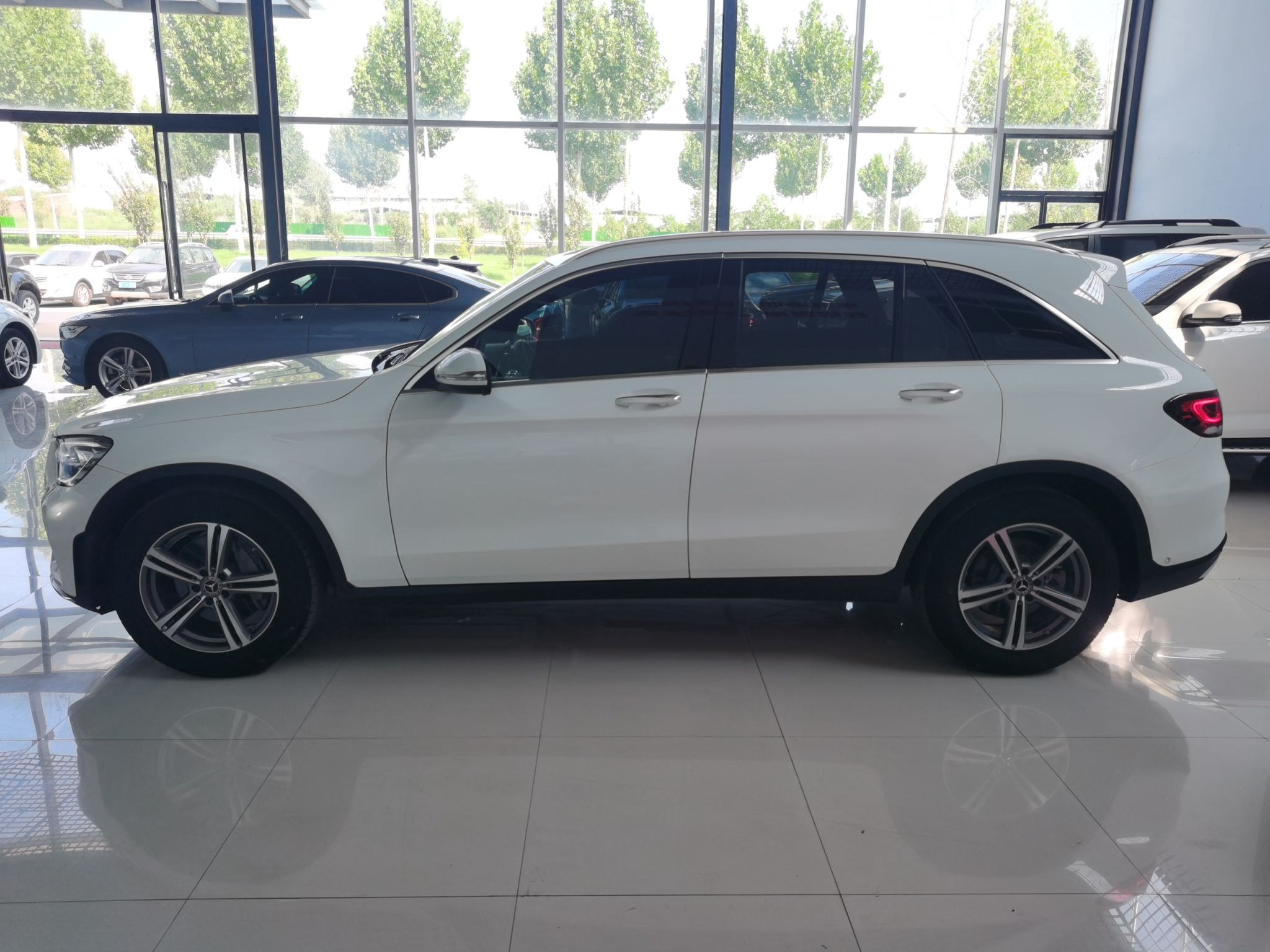 奔驰GLC级 2020款 GLC 260 L 4MATIC 豪华型