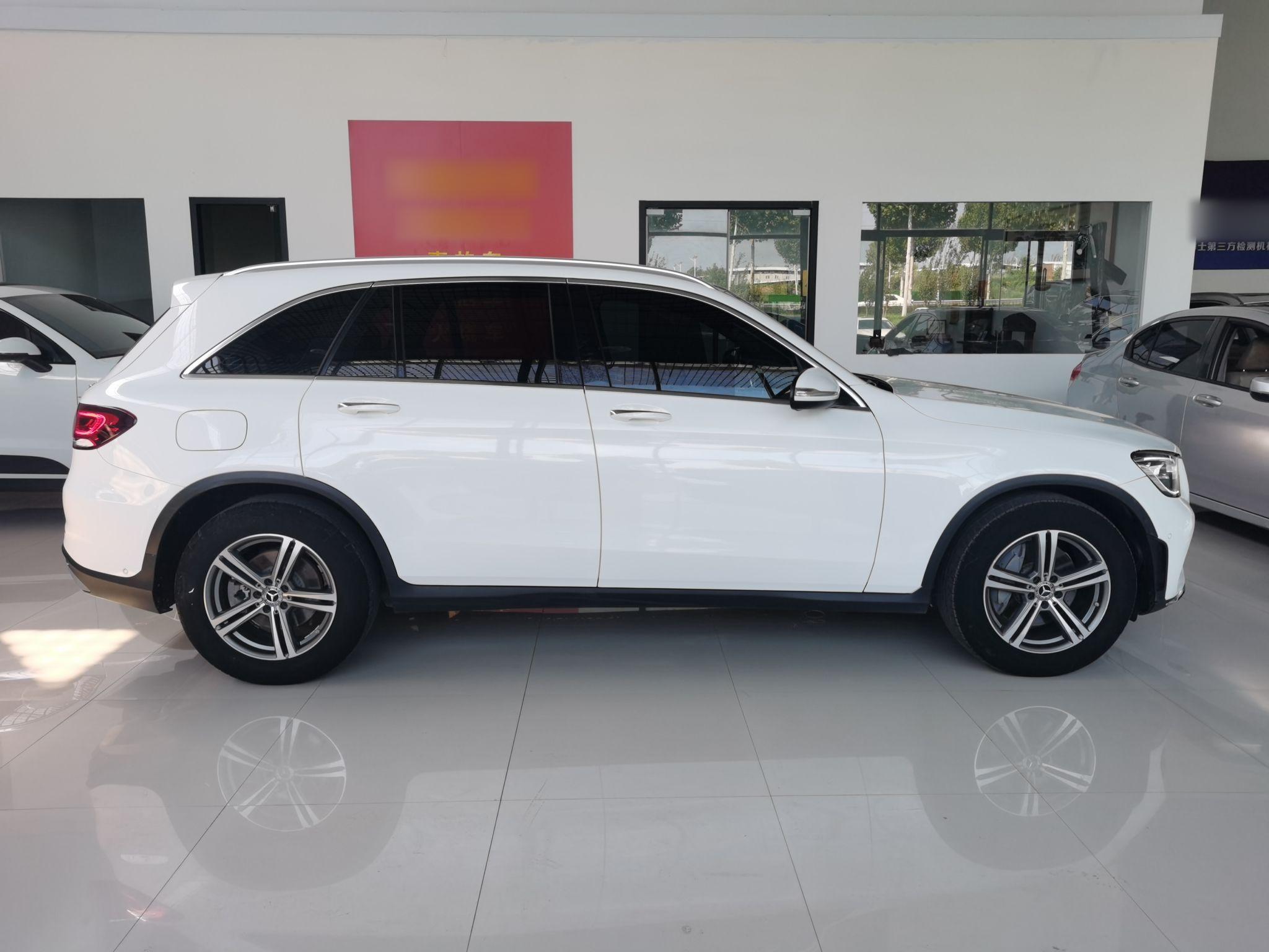 奔驰GLC级 2020款 GLC 260 L 4MATIC 豪华型