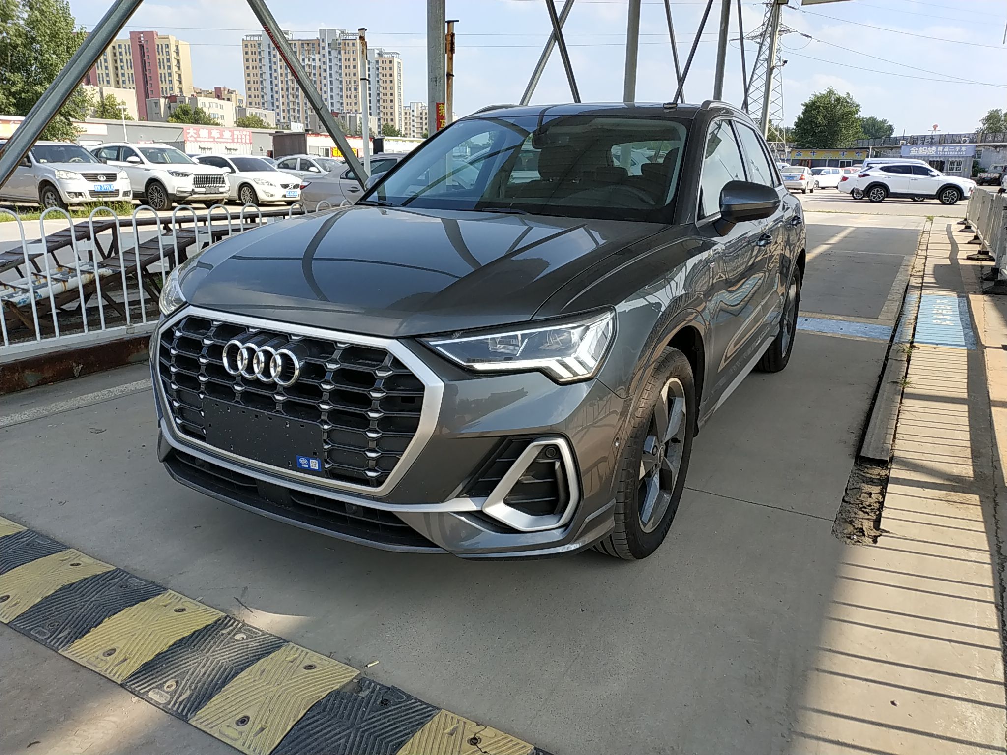 奥迪Q3 2023款 35 TFSI 时尚动感型（1.4T）