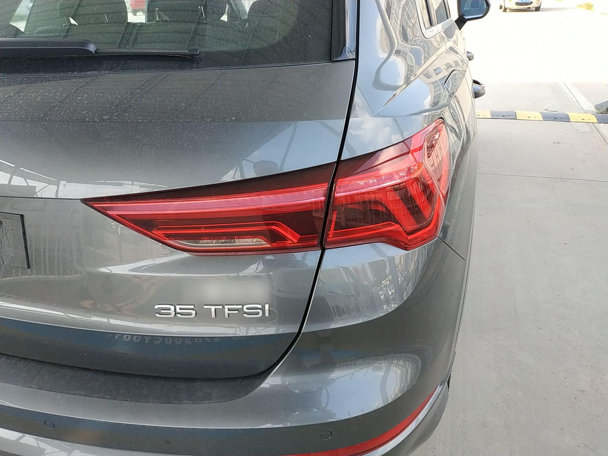 奥迪Q3 2023款 35 TFSI 时尚动感型（1.4T）