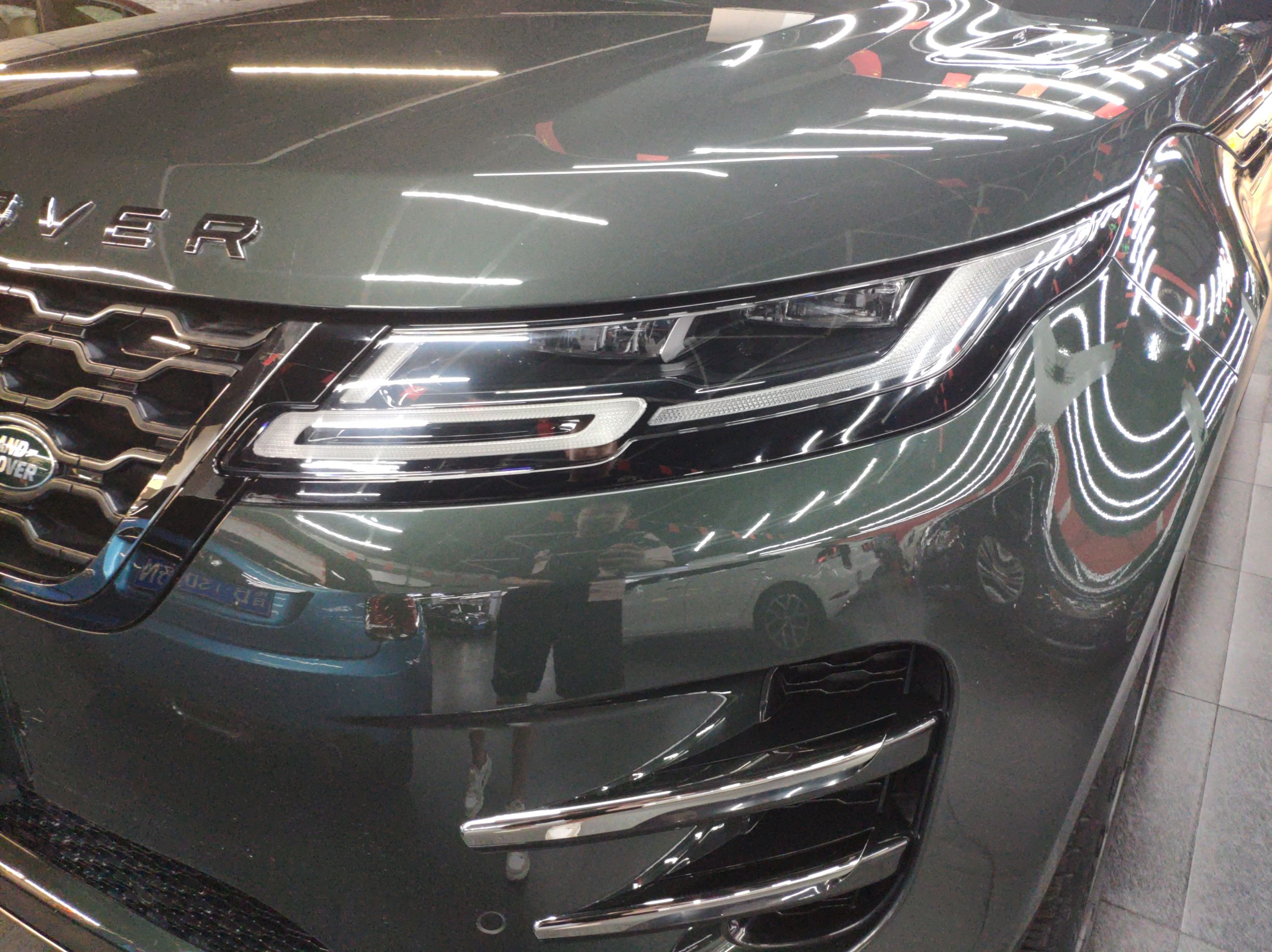 路虎 揽胜极光 2021款 极光L 249PS R-Dynamic First edition 首发版