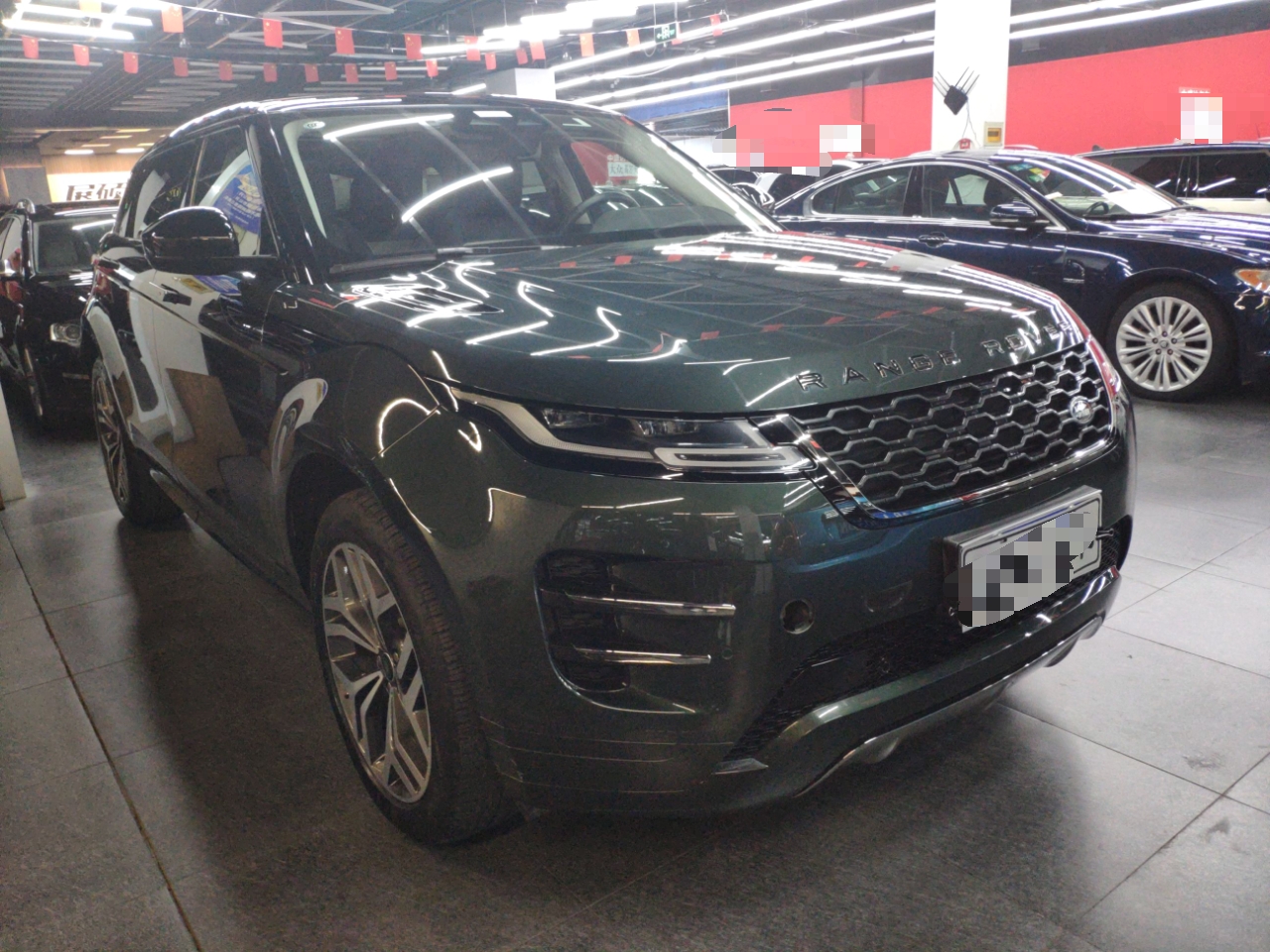 路虎 揽胜极光 2021款 极光L 249PS R-Dynamic First edition 首发版