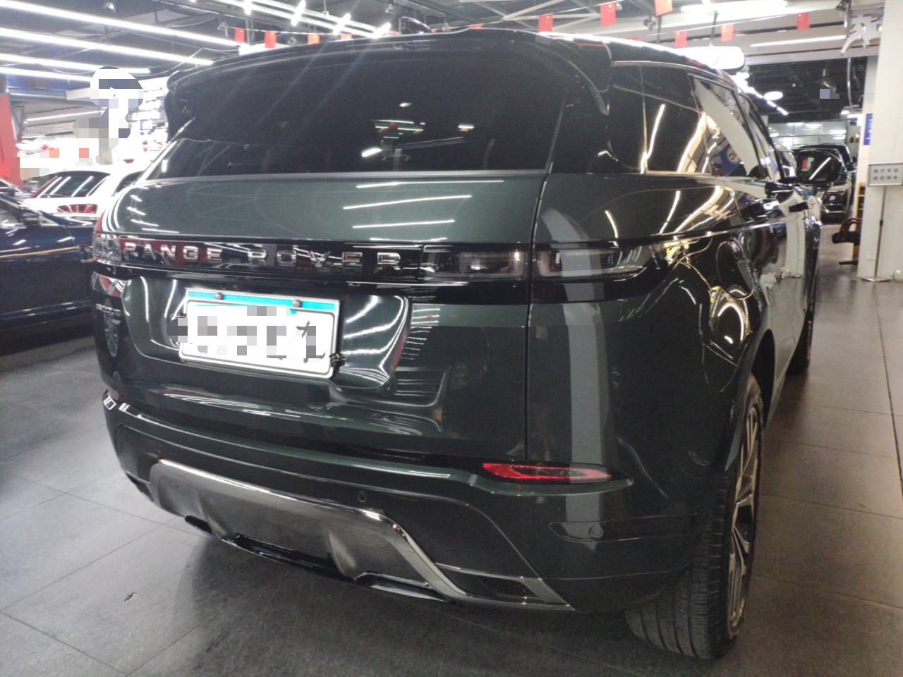 路虎 揽胜极光 2021款 极光L 249PS R-Dynamic First edition 首发版