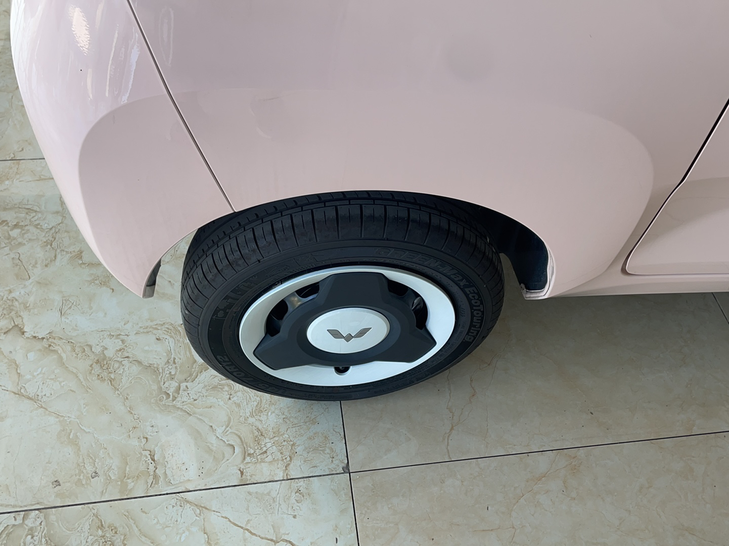 五菱汽车 宏光MINI EV 2022款 马卡龙臻享款 磷酸铁锂