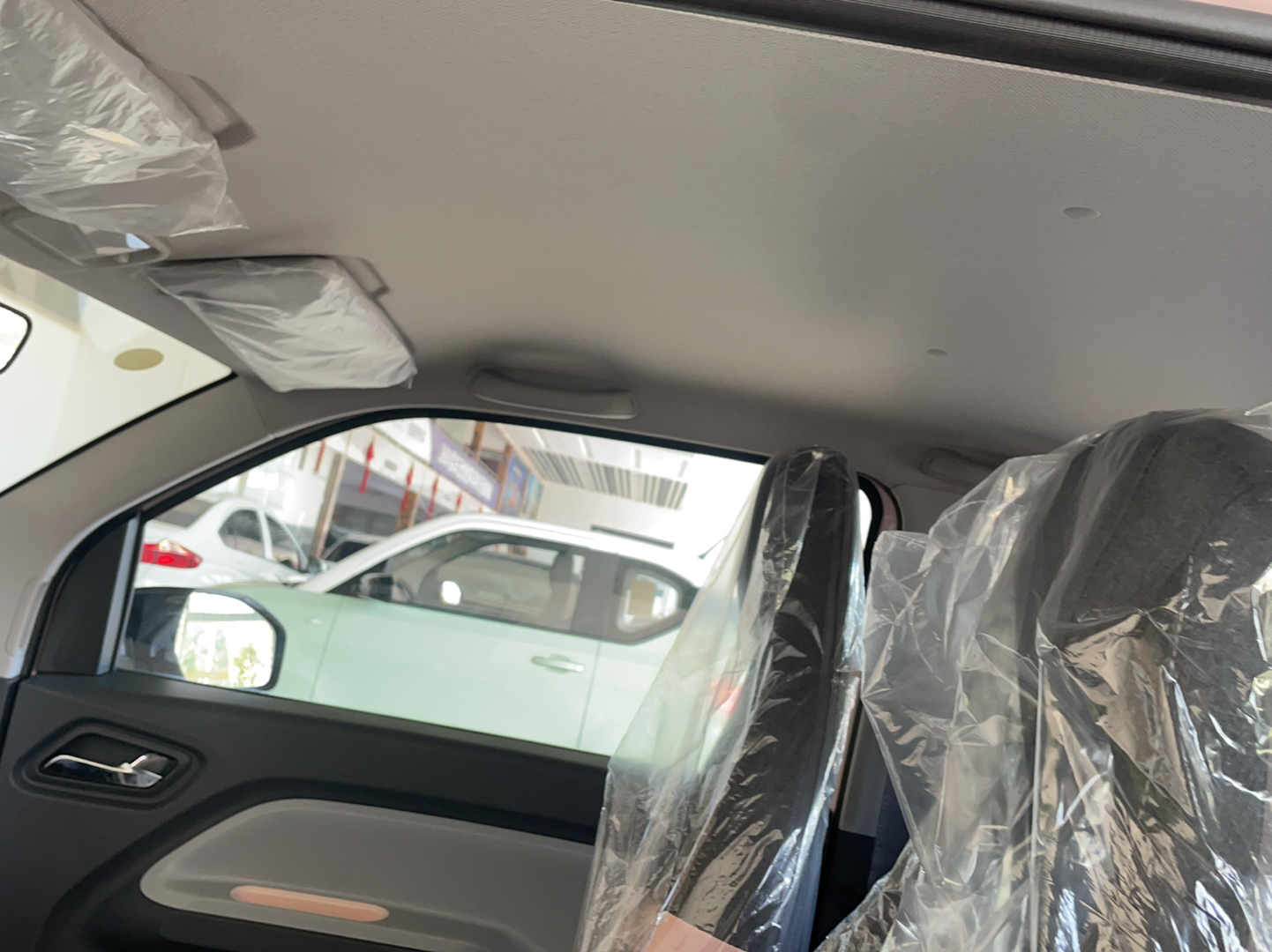 五菱汽车 宏光MINI EV 2022款 马卡龙臻享款 磷酸铁锂