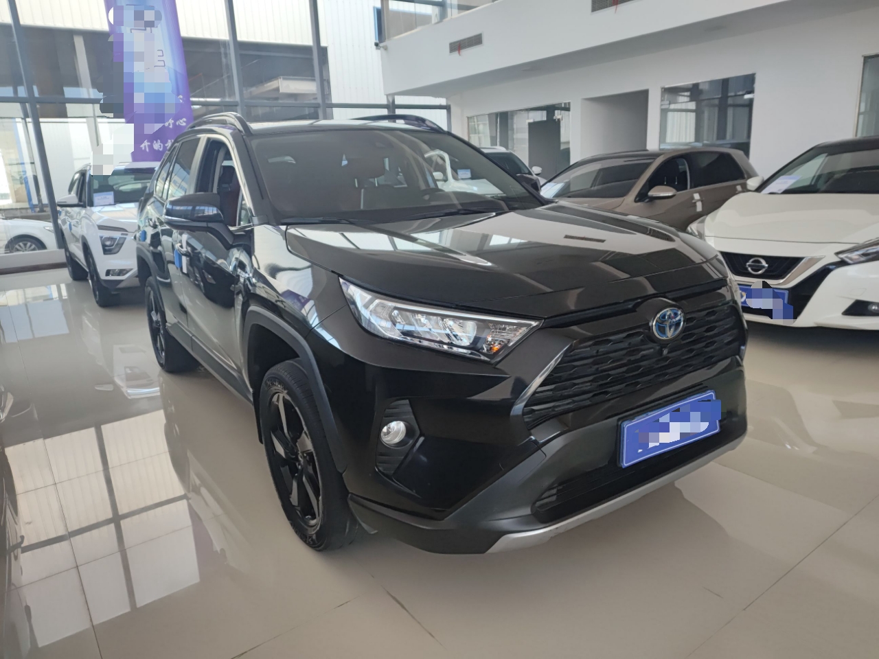 丰田 RAV4 2020款 双擎  2.5L E-CVT四驱精英版