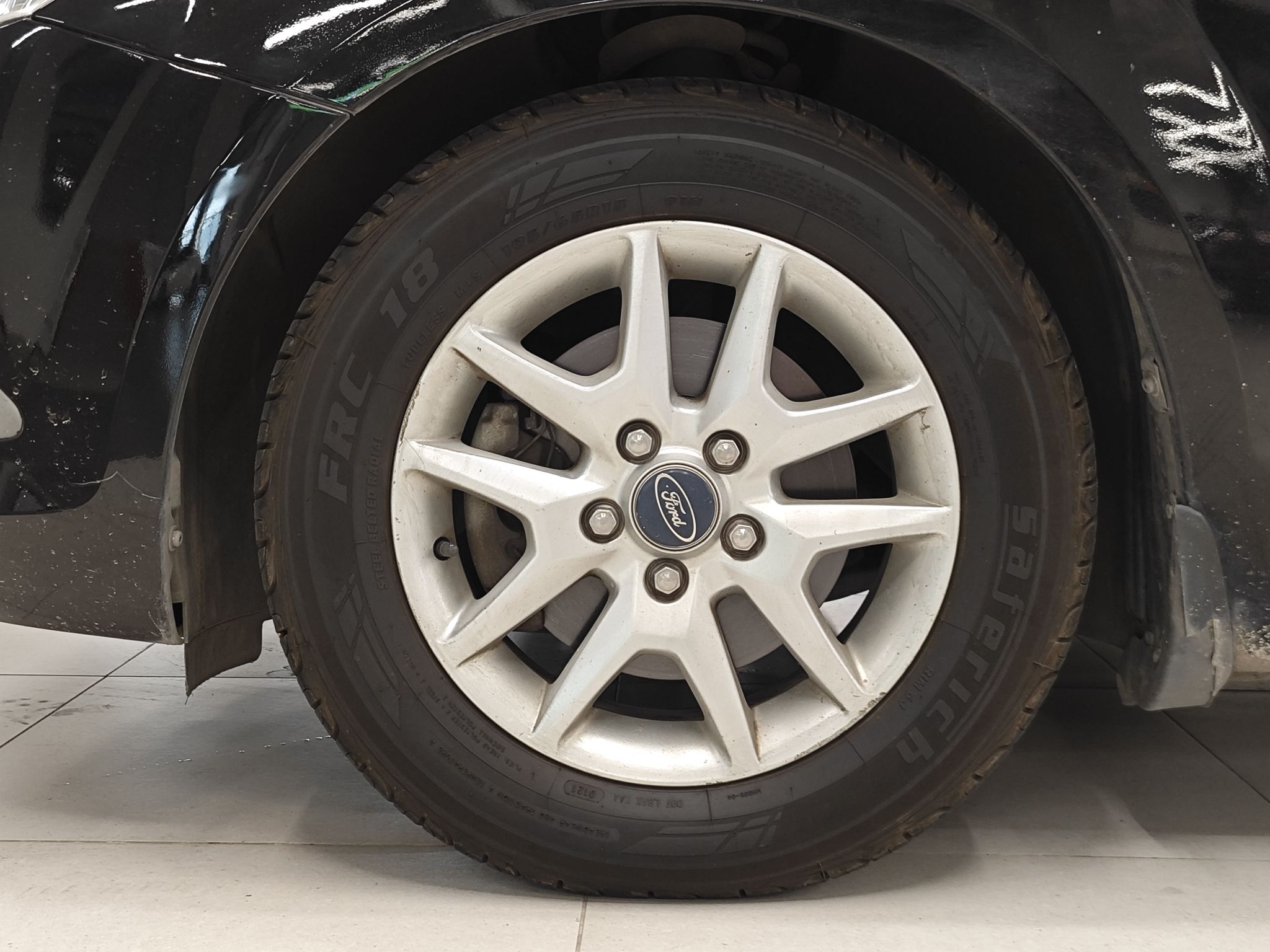 福特 福克斯 2011款 三厢 1.8L 手动舒适型