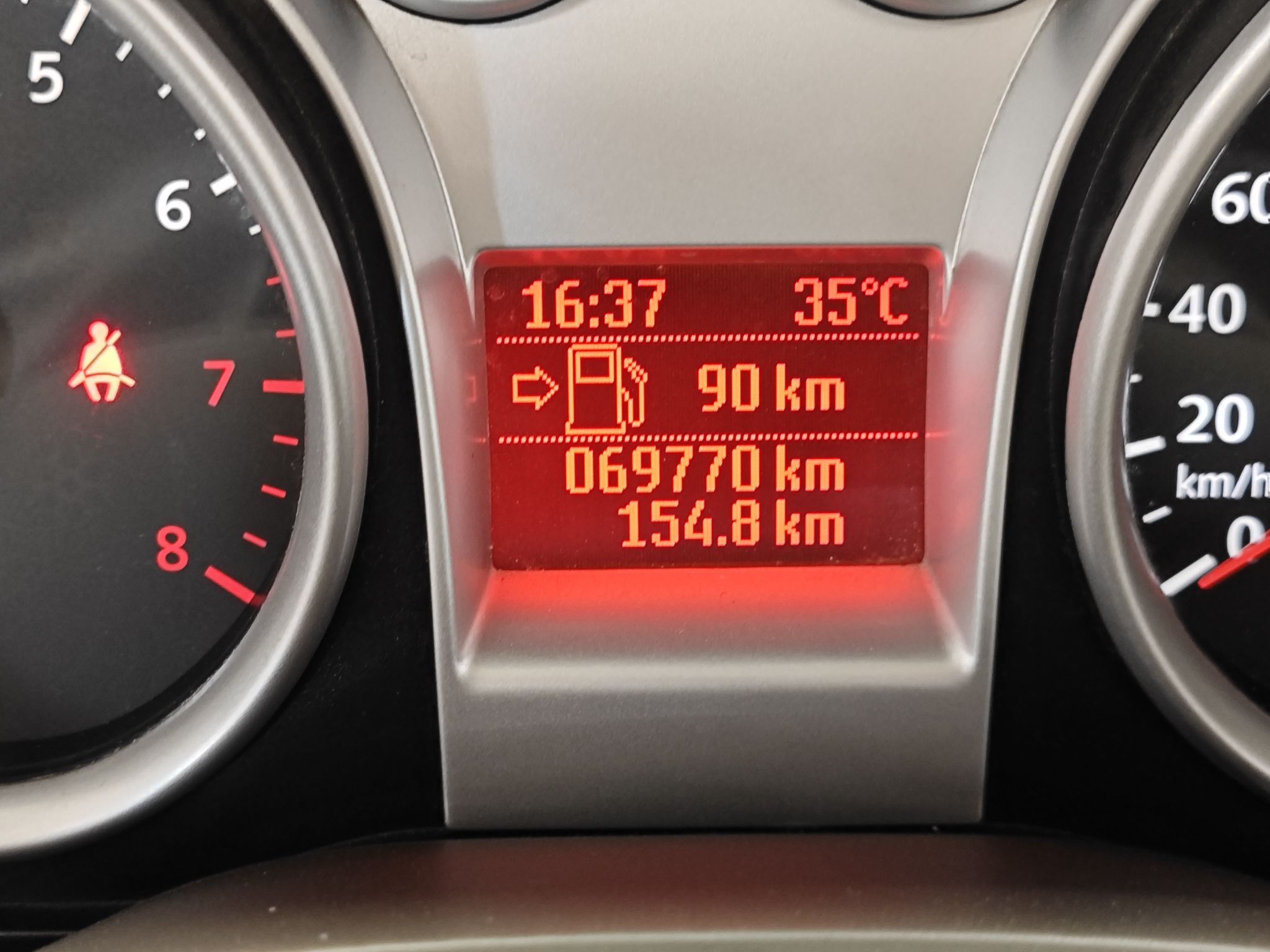 福特 福克斯 2011款 三厢 1.8L 手动舒适型