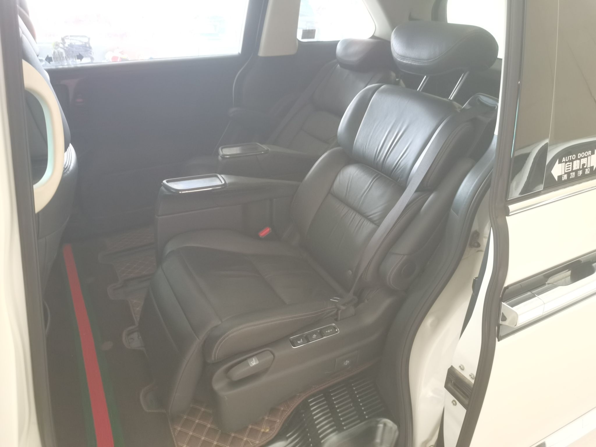 本田 艾力绅 2016款 2.4L 至尊版