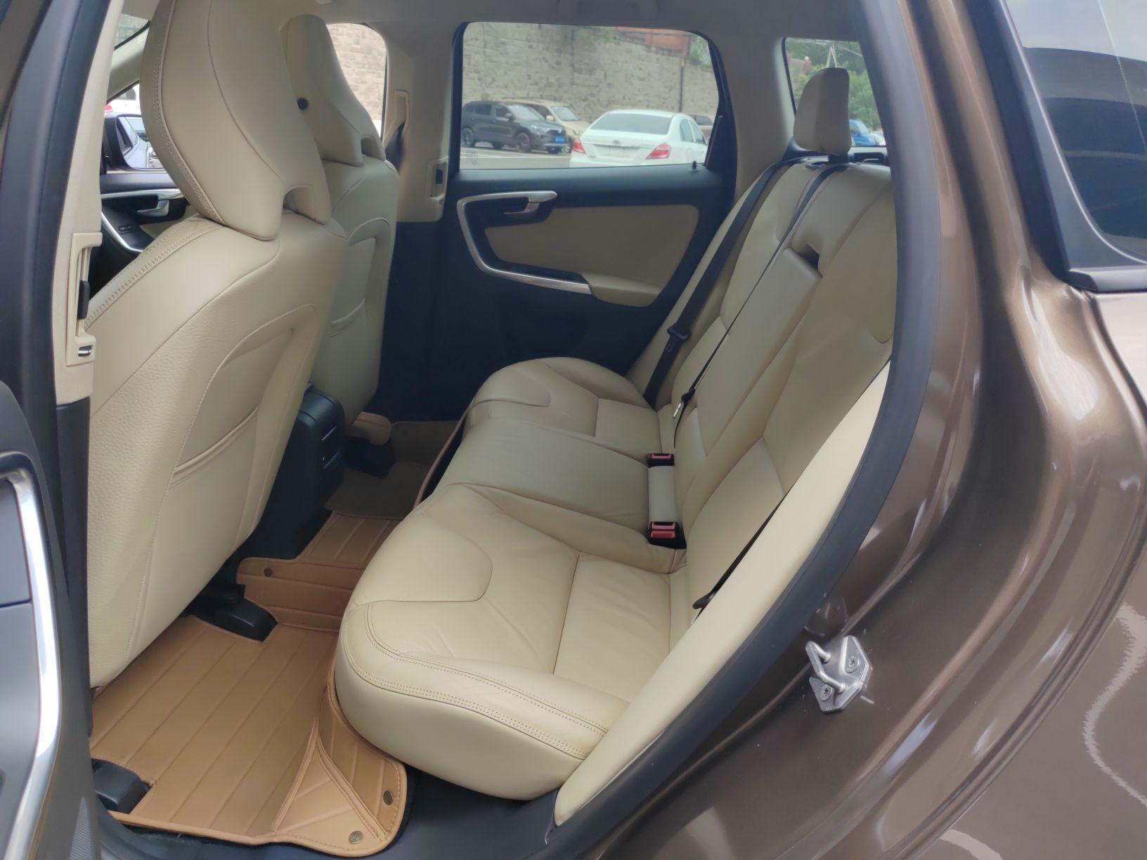 沃尔沃XC60 2014款 T5 智逸版(进口)