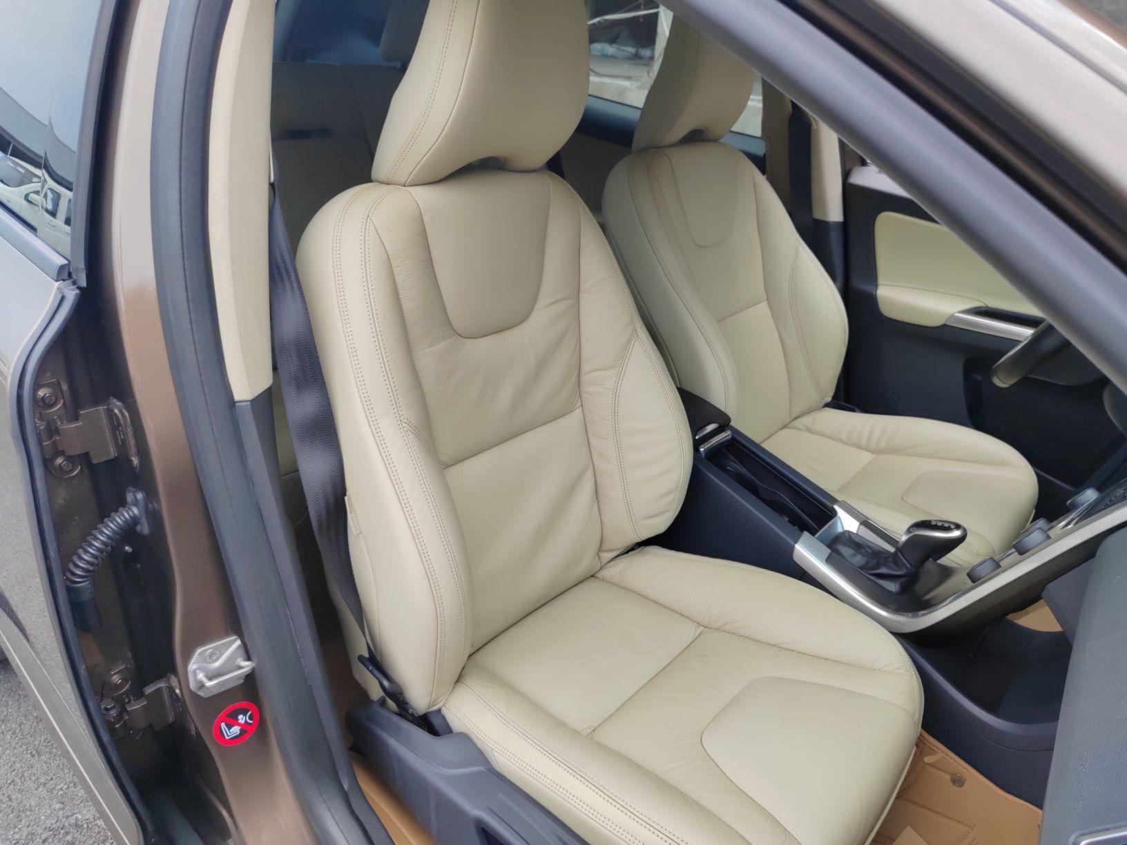 沃尔沃XC60 2014款 T5 智逸版(进口)