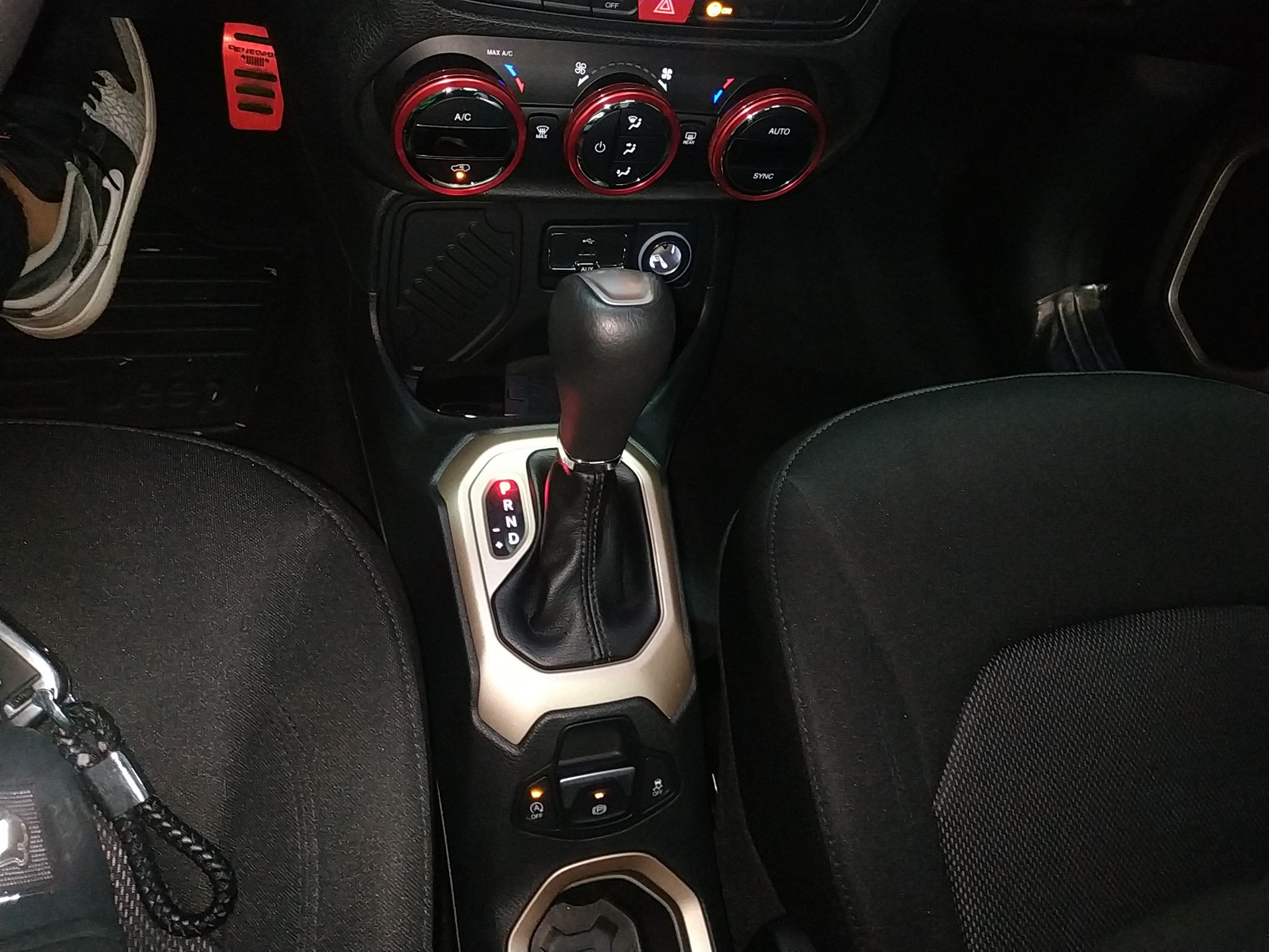 Jeep 自由侠 2017款  180T 自动劲能版