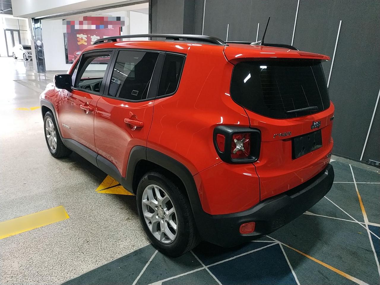 Jeep 自由侠 2017款  180T 自动劲能版