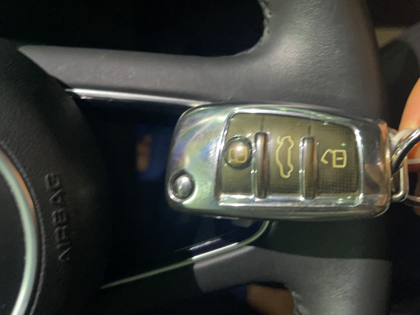 奥迪Q2L 2021款 35 TFSI 进取动感型