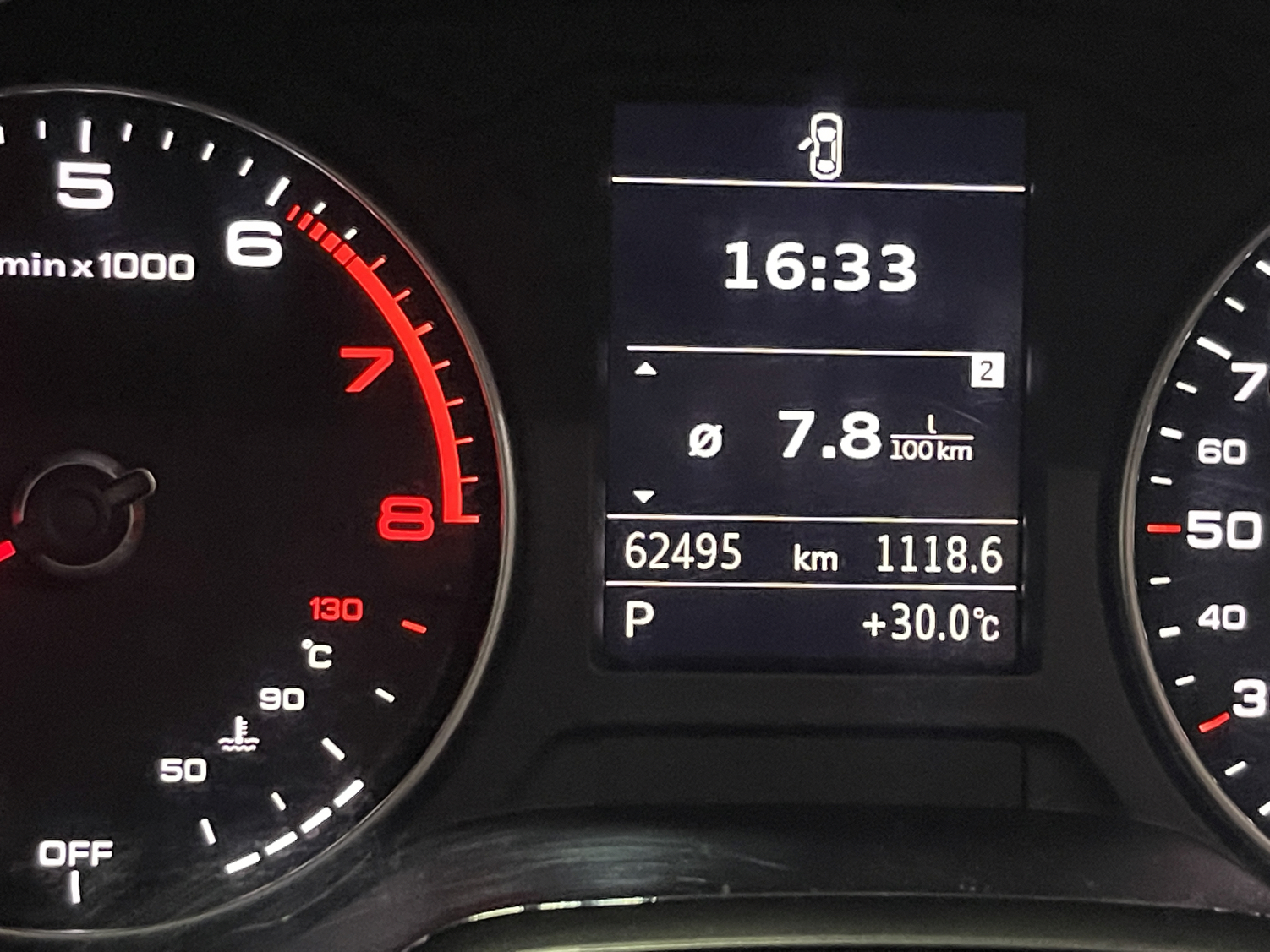 奥迪Q2L 2021款 35 TFSI 进取动感型