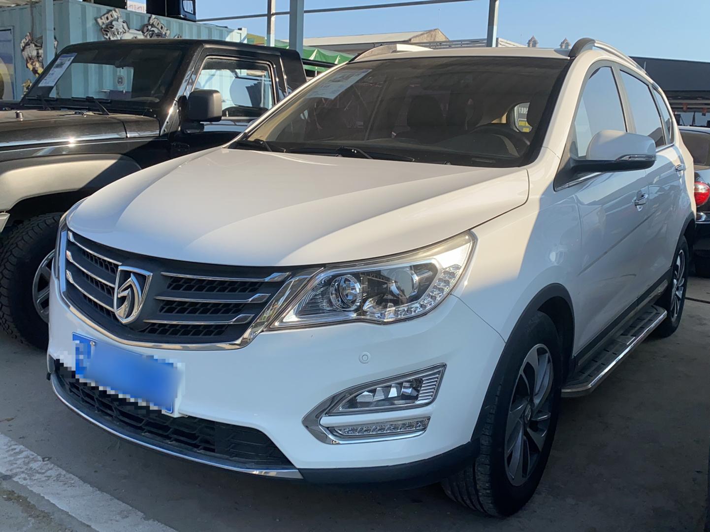 宝骏560 2016款 1.8L 手动豪华型