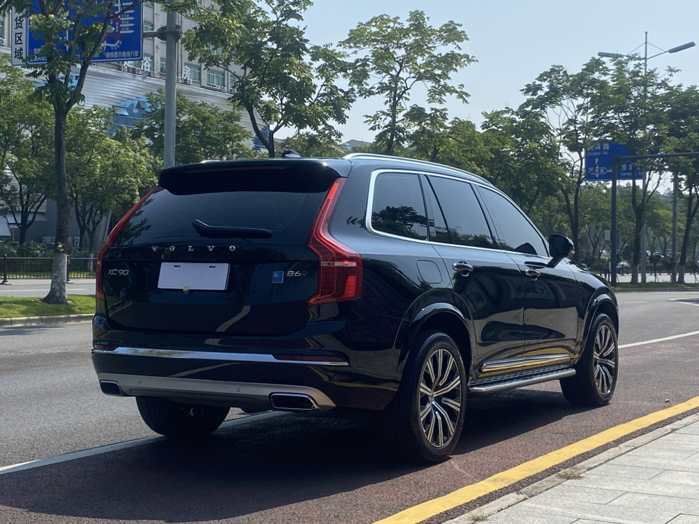 沃尔沃XC90 2021款 B6 智逸豪华版 7座(进口)