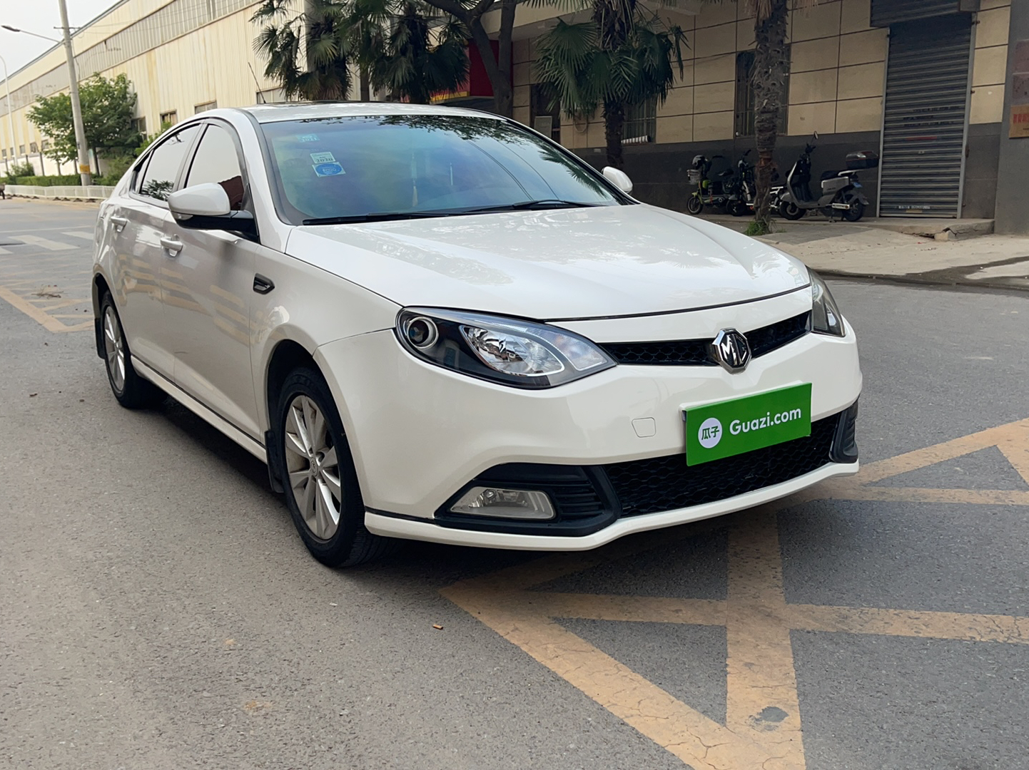 名爵 MG6 2012款 掀背 1.8L 自动驾值版