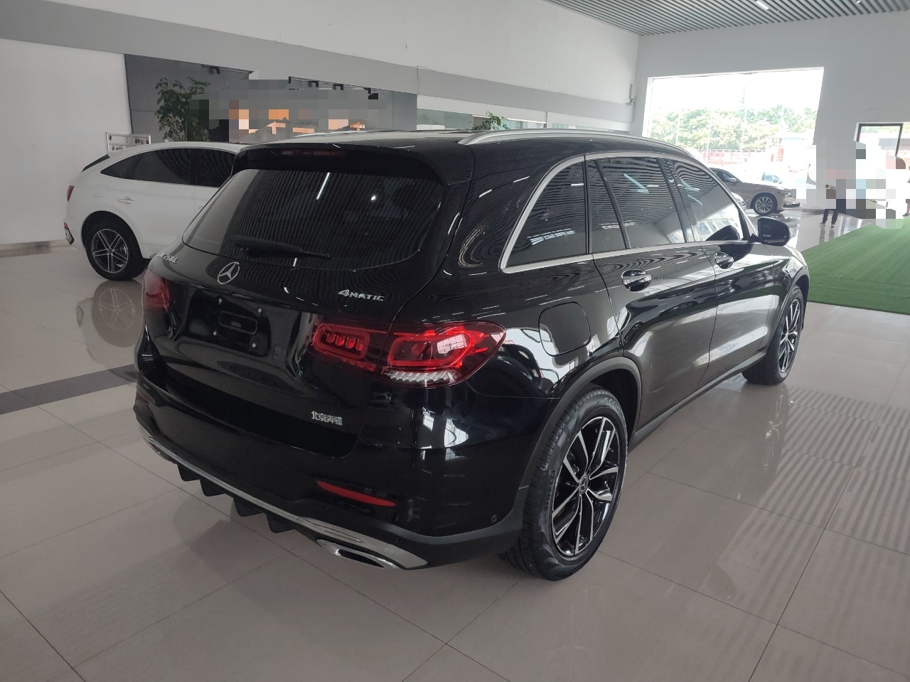 奔驰GLC级 2021款 GLC 260 L 4MATIC 豪华型