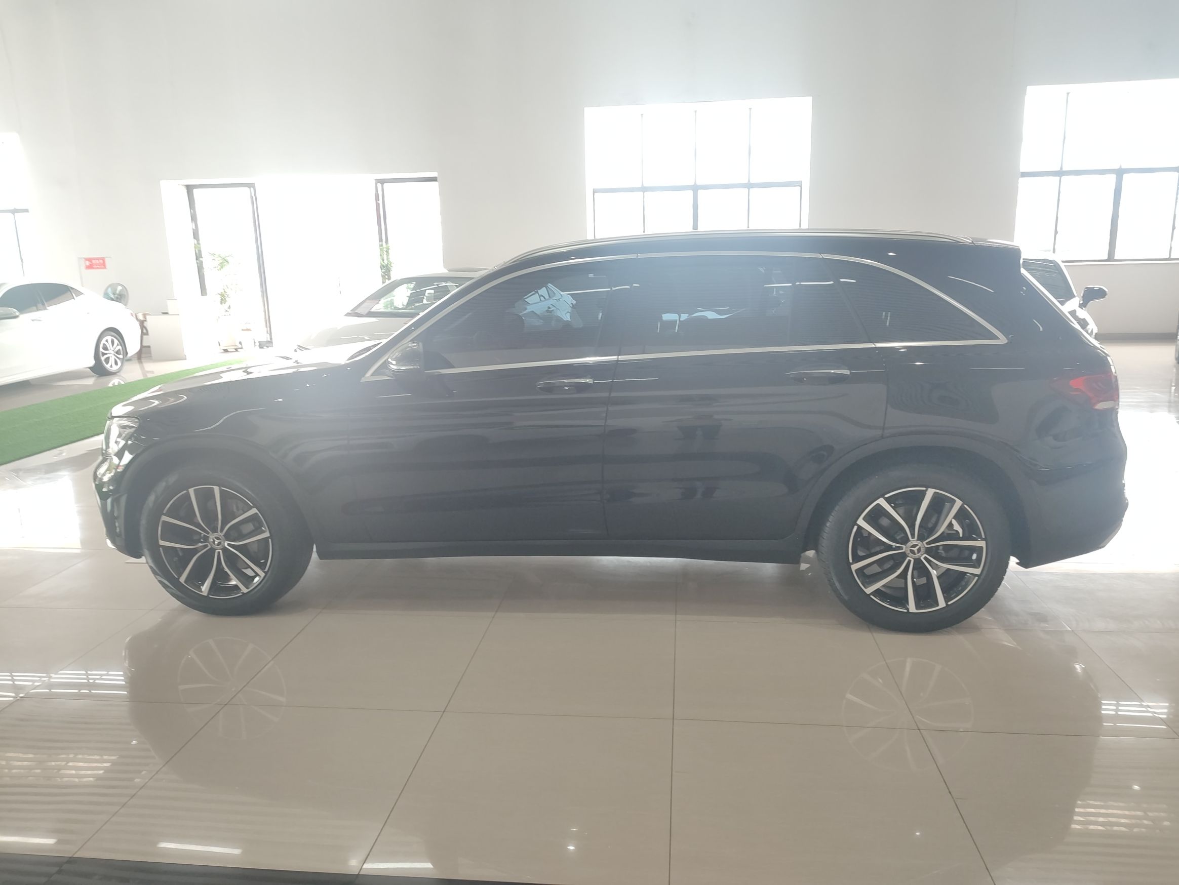 奔驰GLC级 2021款 GLC 260 L 4MATIC 豪华型