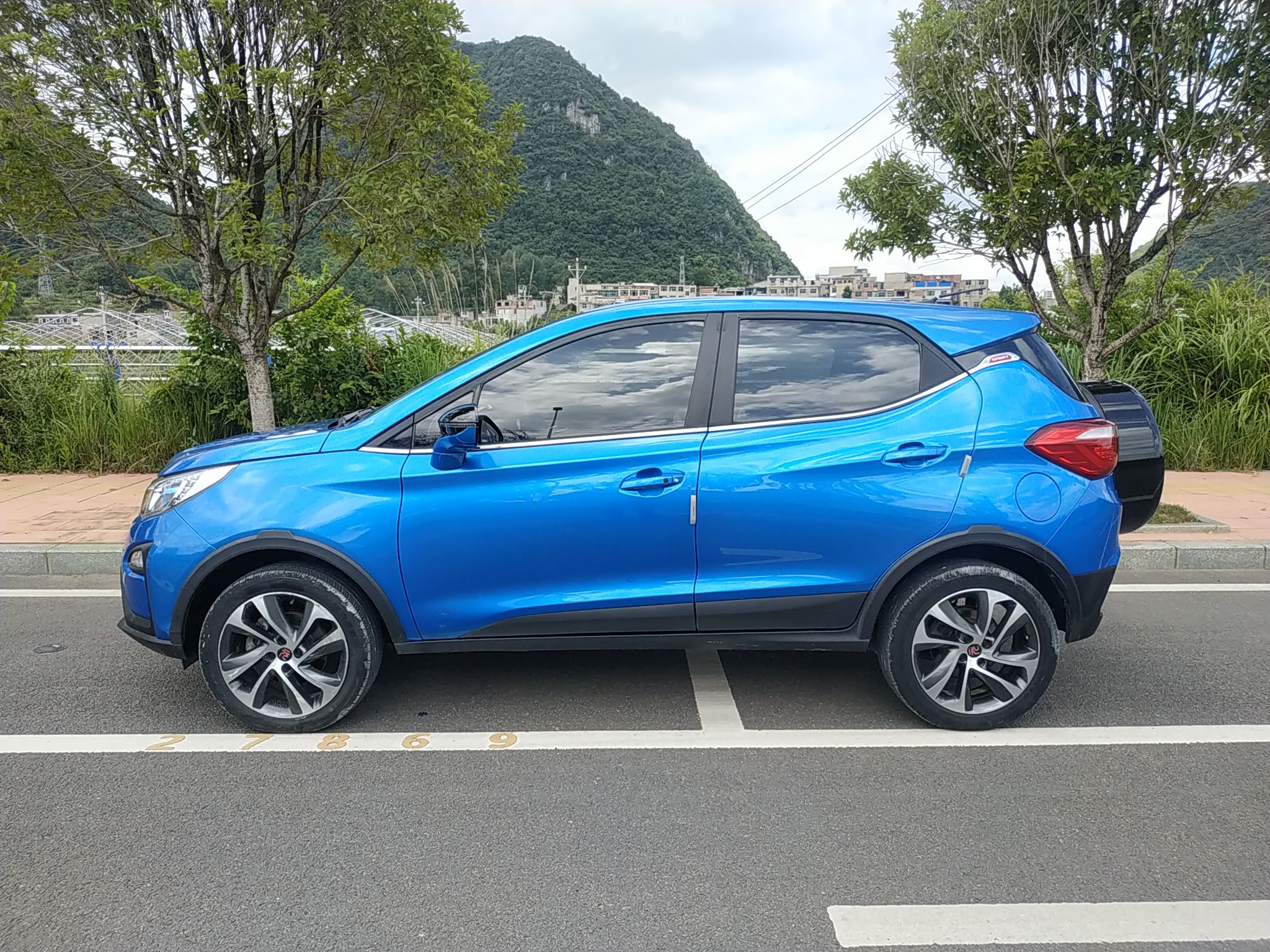 比亚迪 元 2016款 1.5L 自动豪华型