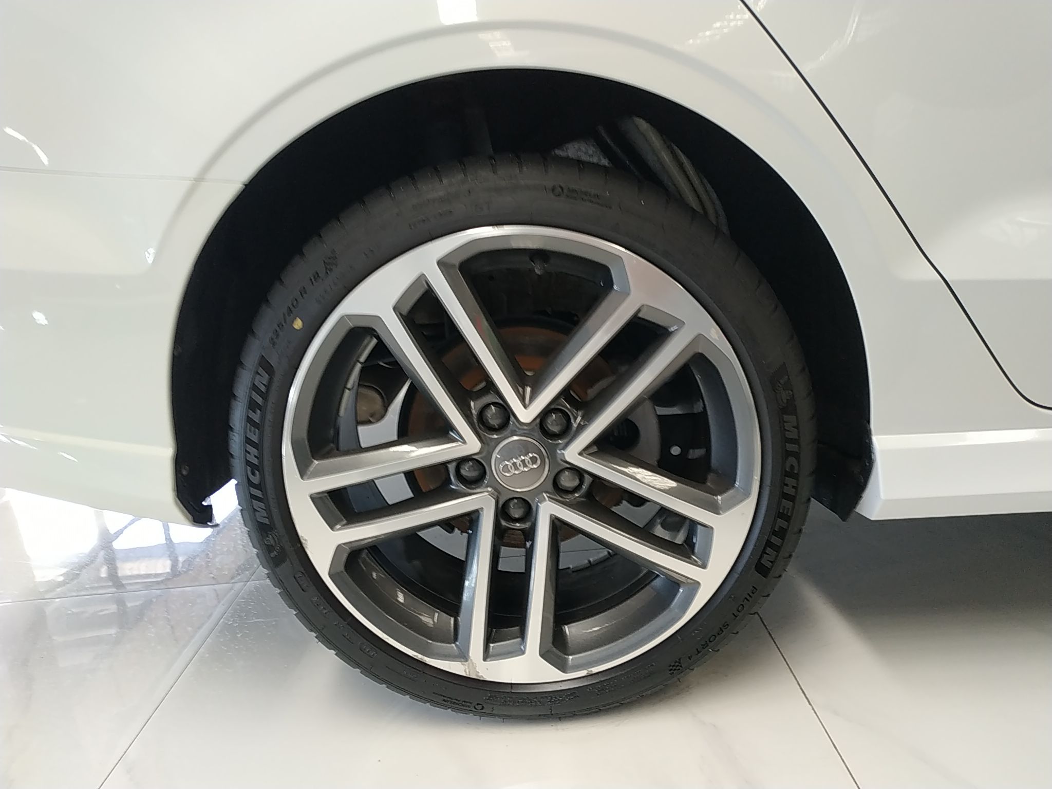 奥迪A3 2020款  Limousine 35 TFSI 运动型 国VI