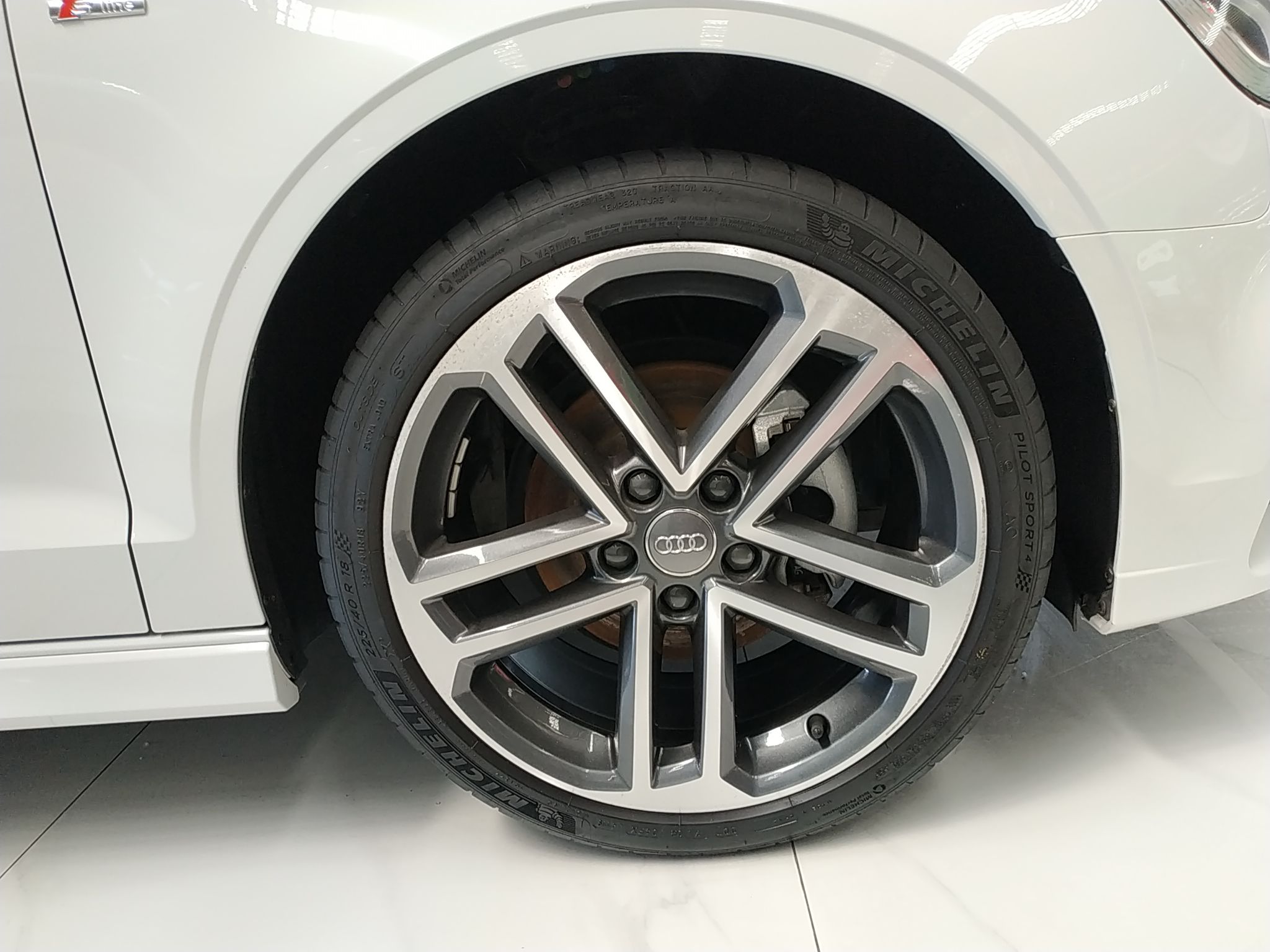 奥迪A3 2020款  Limousine 35 TFSI 运动型 国VI