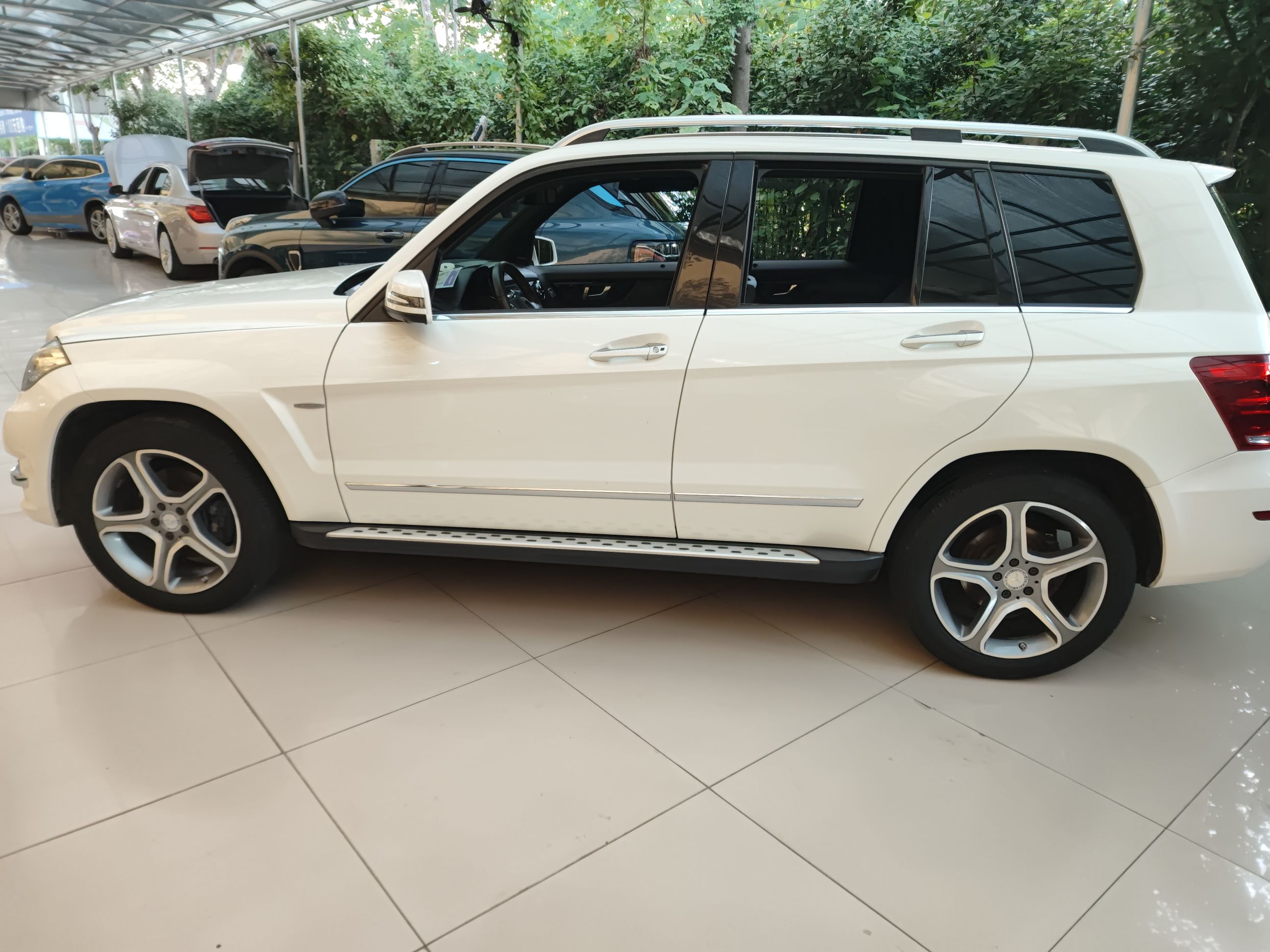 奔驰GLK级 2013款 改款 GLK 300 4MATIC 豪华型