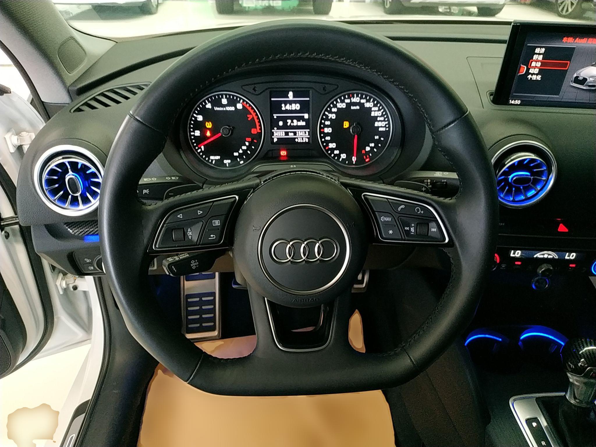 奥迪A3 2020款  Limousine 35 TFSI 运动型 国VI