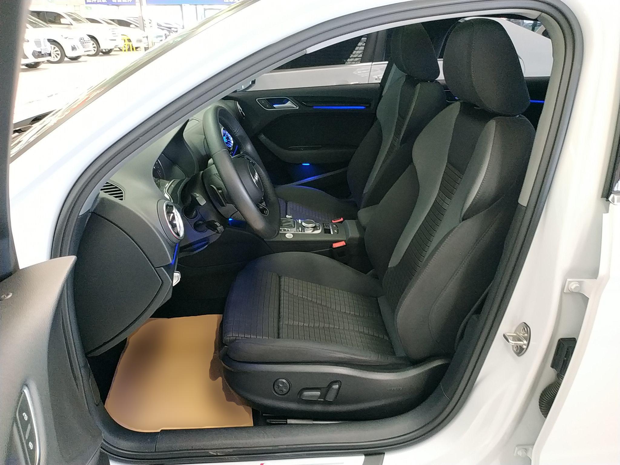 奥迪A3 2020款  Limousine 35 TFSI 运动型 国VI