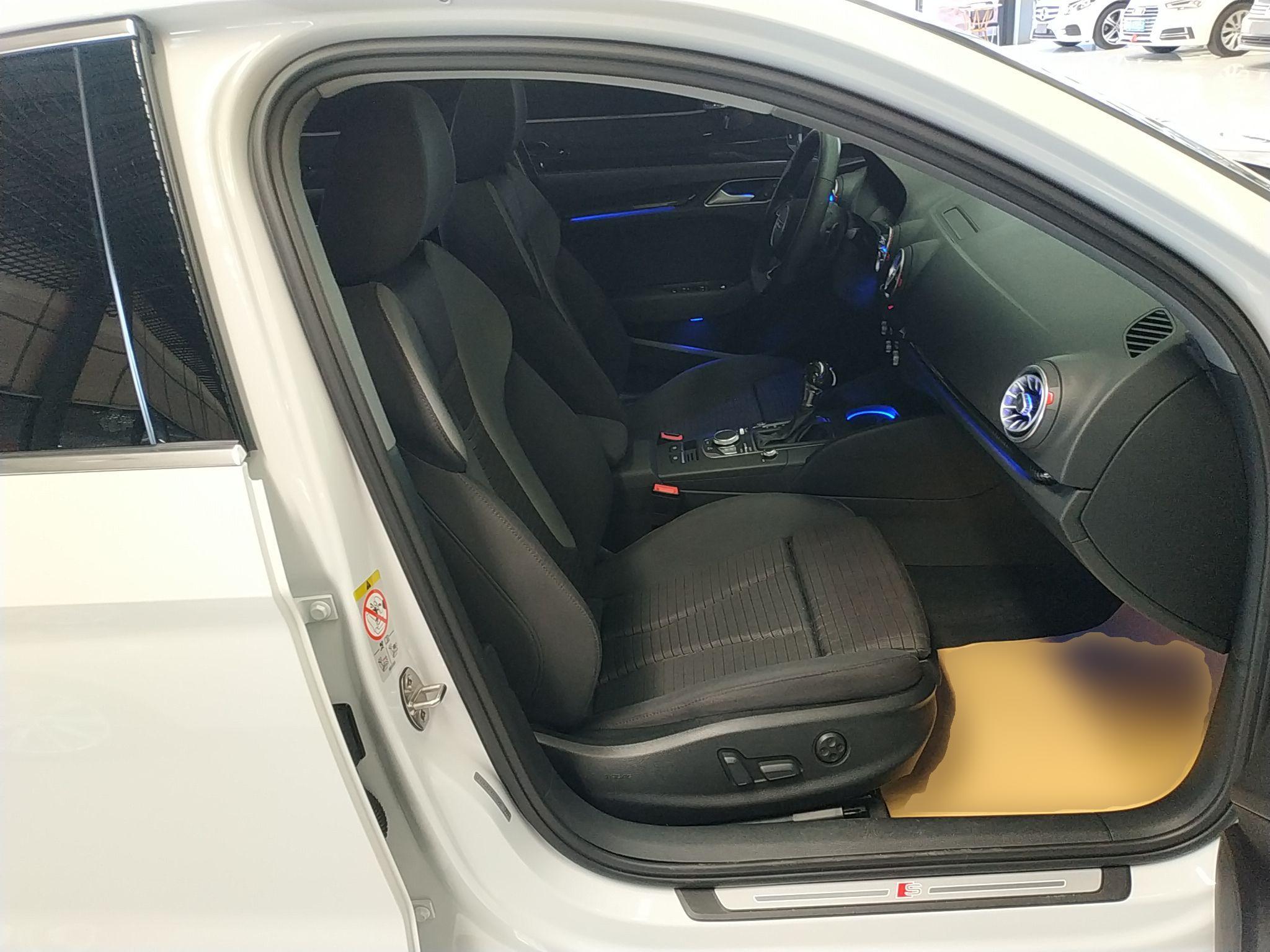 奥迪A3 2020款  Limousine 35 TFSI 运动型 国VI