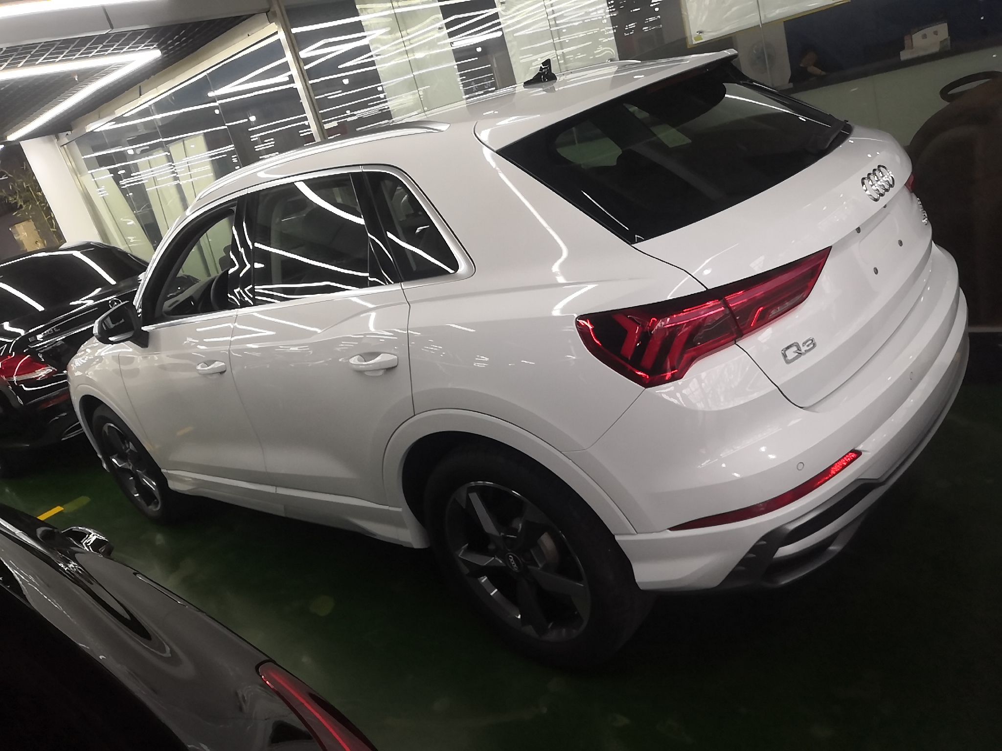 奥迪Q3 2020款 35 TFSI 时尚动感型