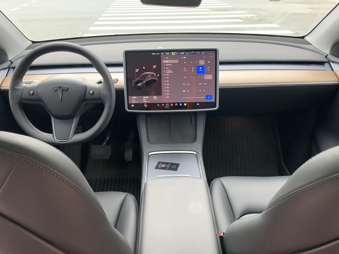 特斯拉 Model Y 2022款 后轮驱动版