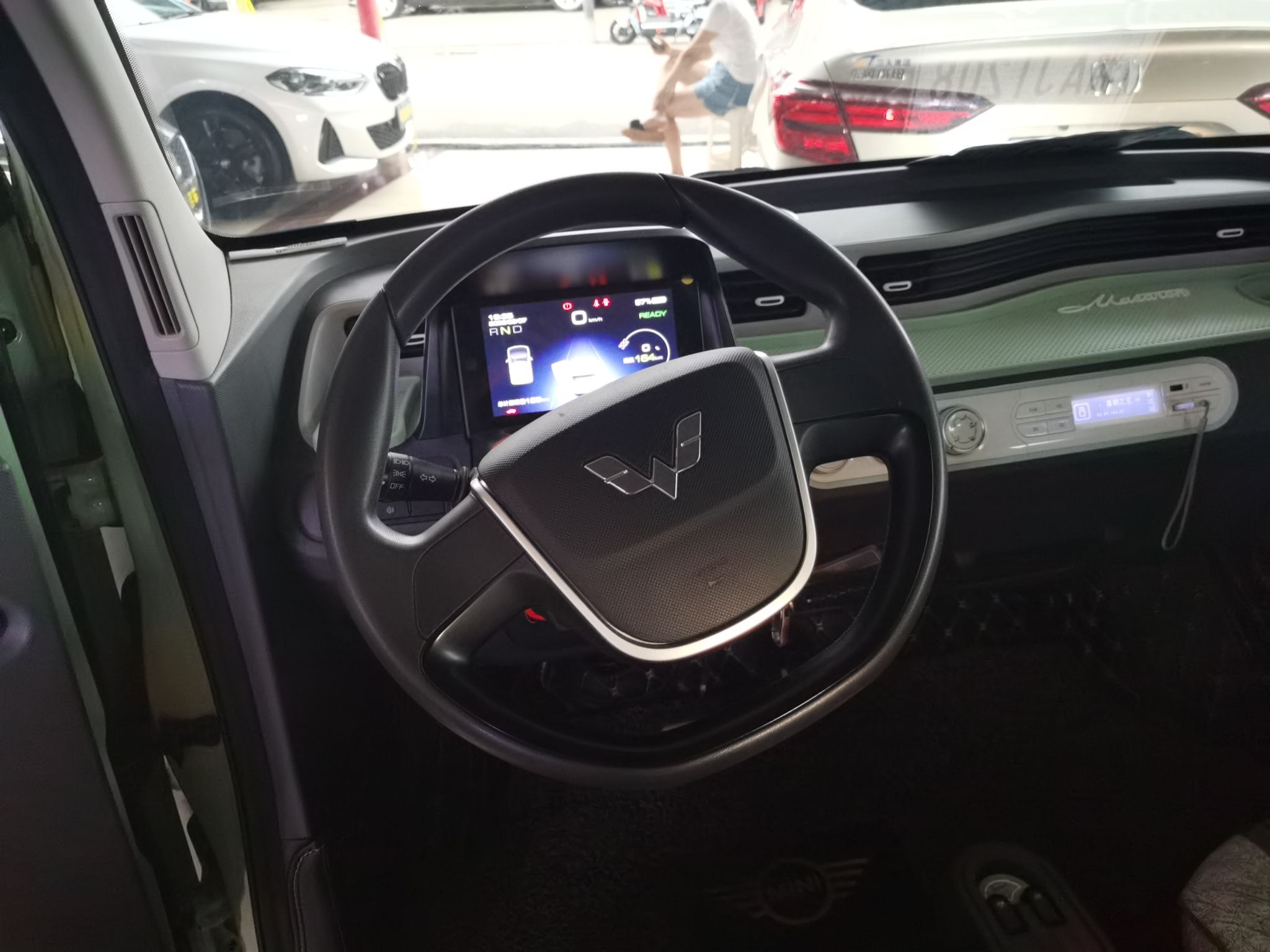 五菱汽车 宏光MINI EV 2021款 马卡龙臻享款 磷酸铁锂