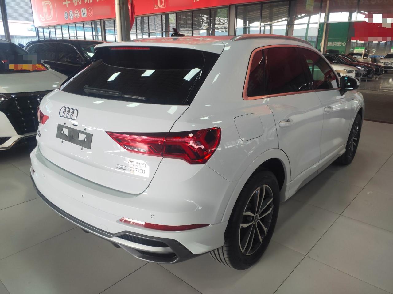 奥迪Q3 2022款 35 TFSI 进取动感型