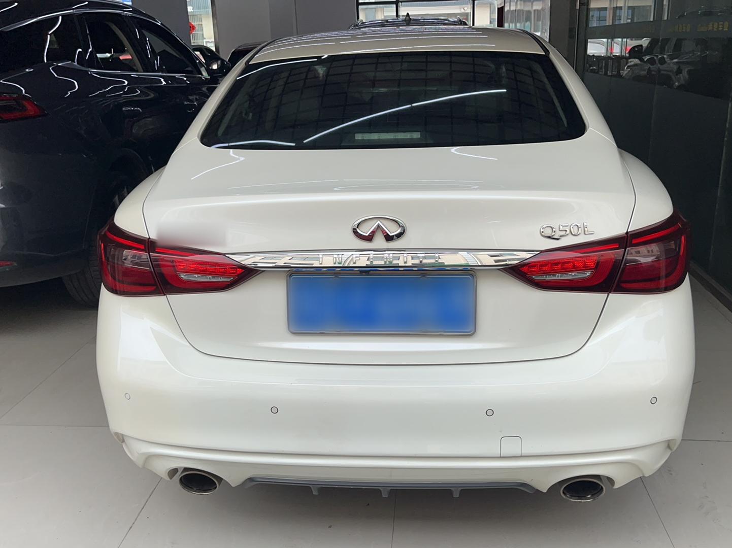 英菲尼迪Q50L 2018款 2.0T 舒适版 国VI