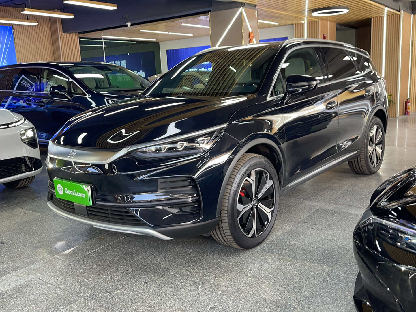 比亚迪 唐新能源 2022款 EV 730KM 尊享型