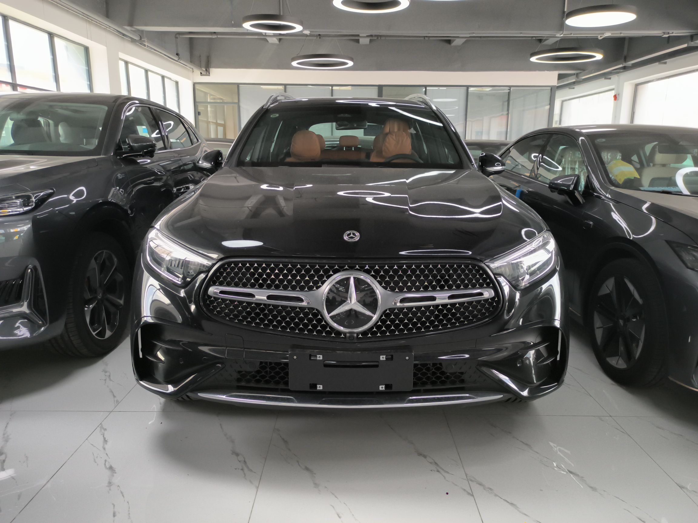 奔驰GLC级 2023款 GLC 260 L 4MATIC 豪华型 5座