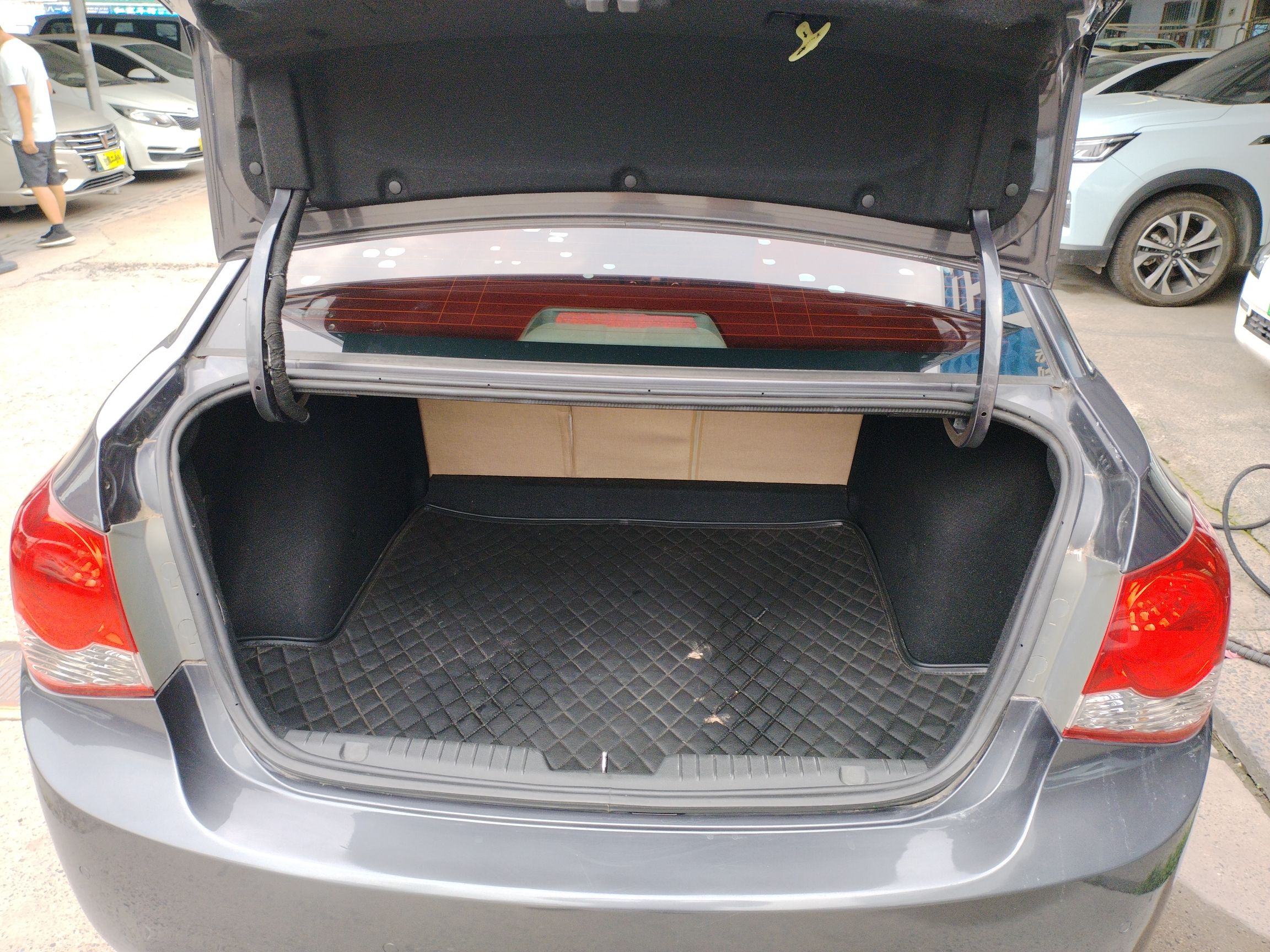 雪佛兰 科鲁兹 2012款 1.6L SE AT