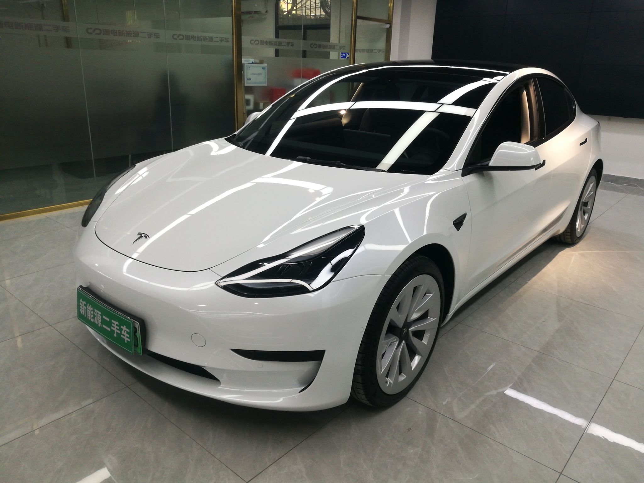 特斯拉 Model 3 2022款 后轮驱动版