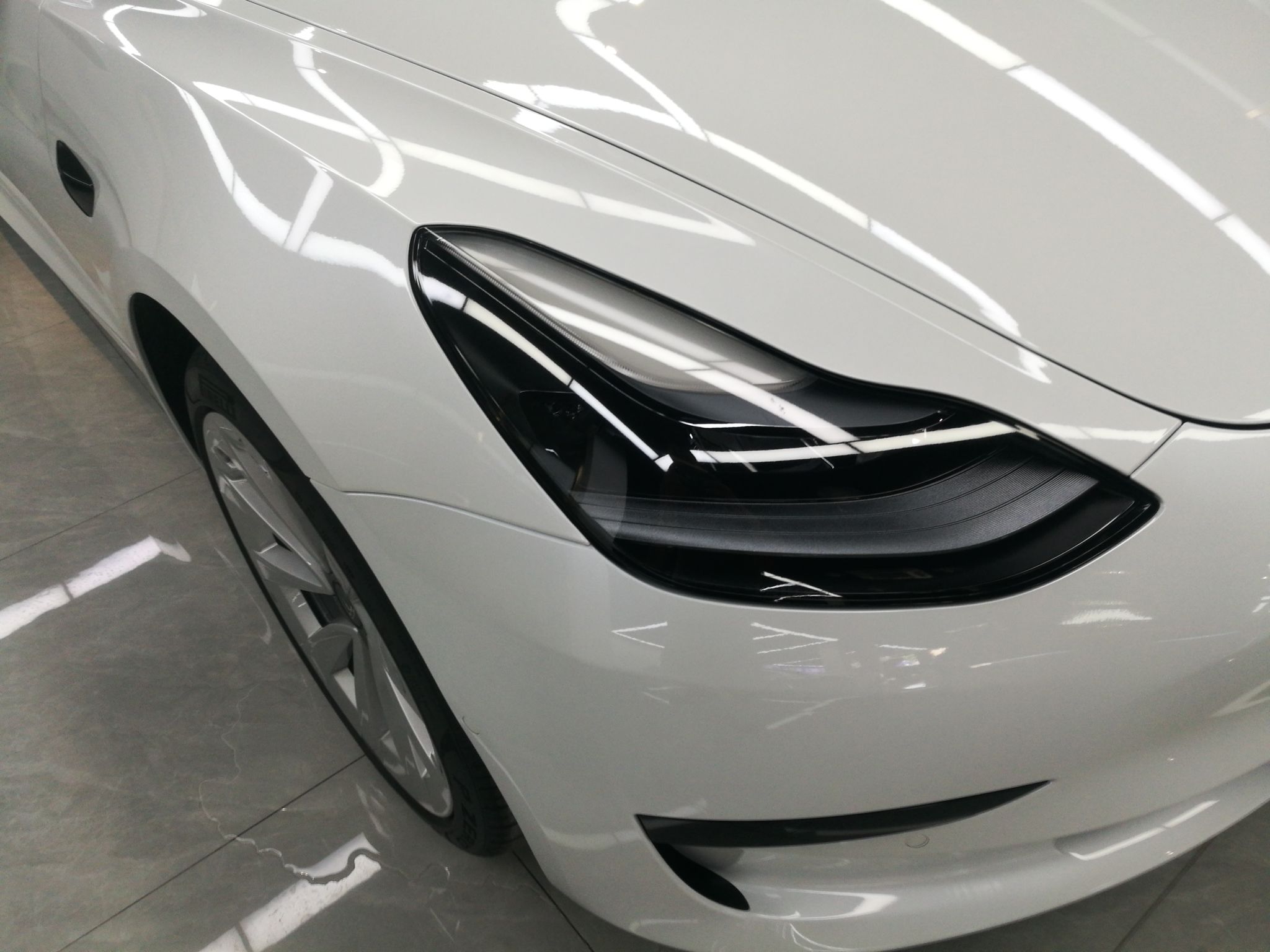 特斯拉 Model 3 2022款 后轮驱动版