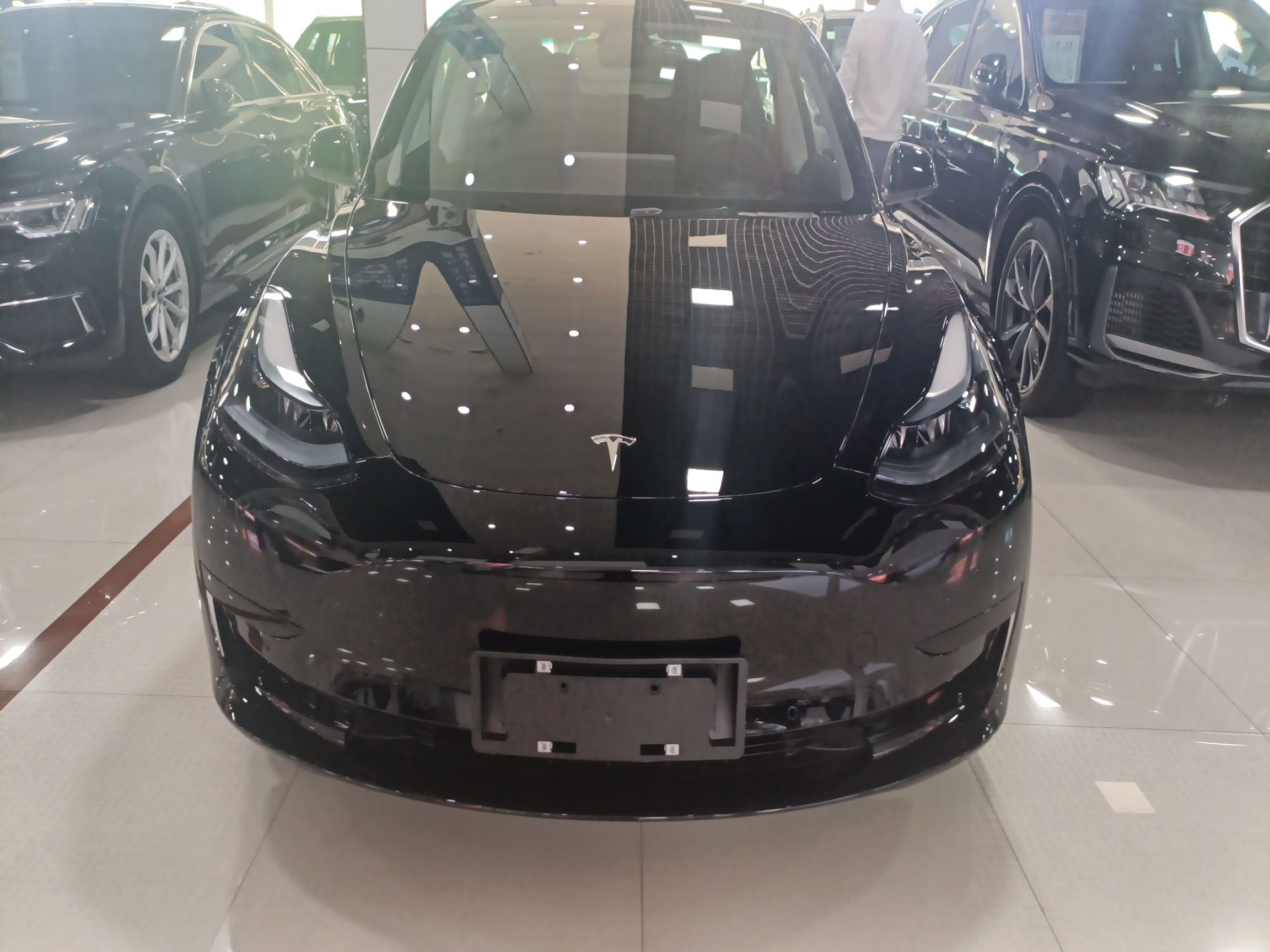 特斯拉 Model 3 2022款 后轮驱动版