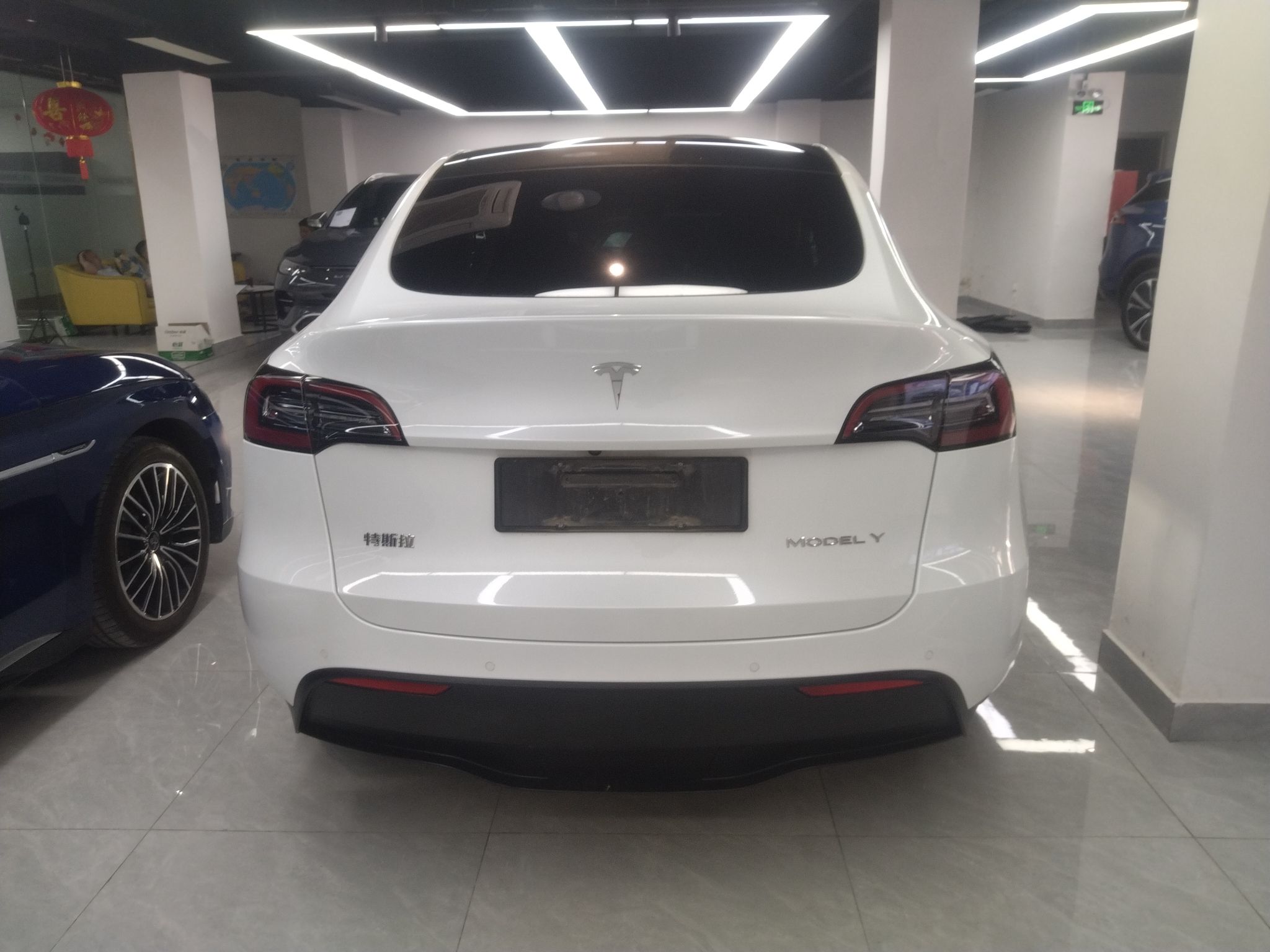 特斯拉 Model Y 2021款 标准续航后驱版