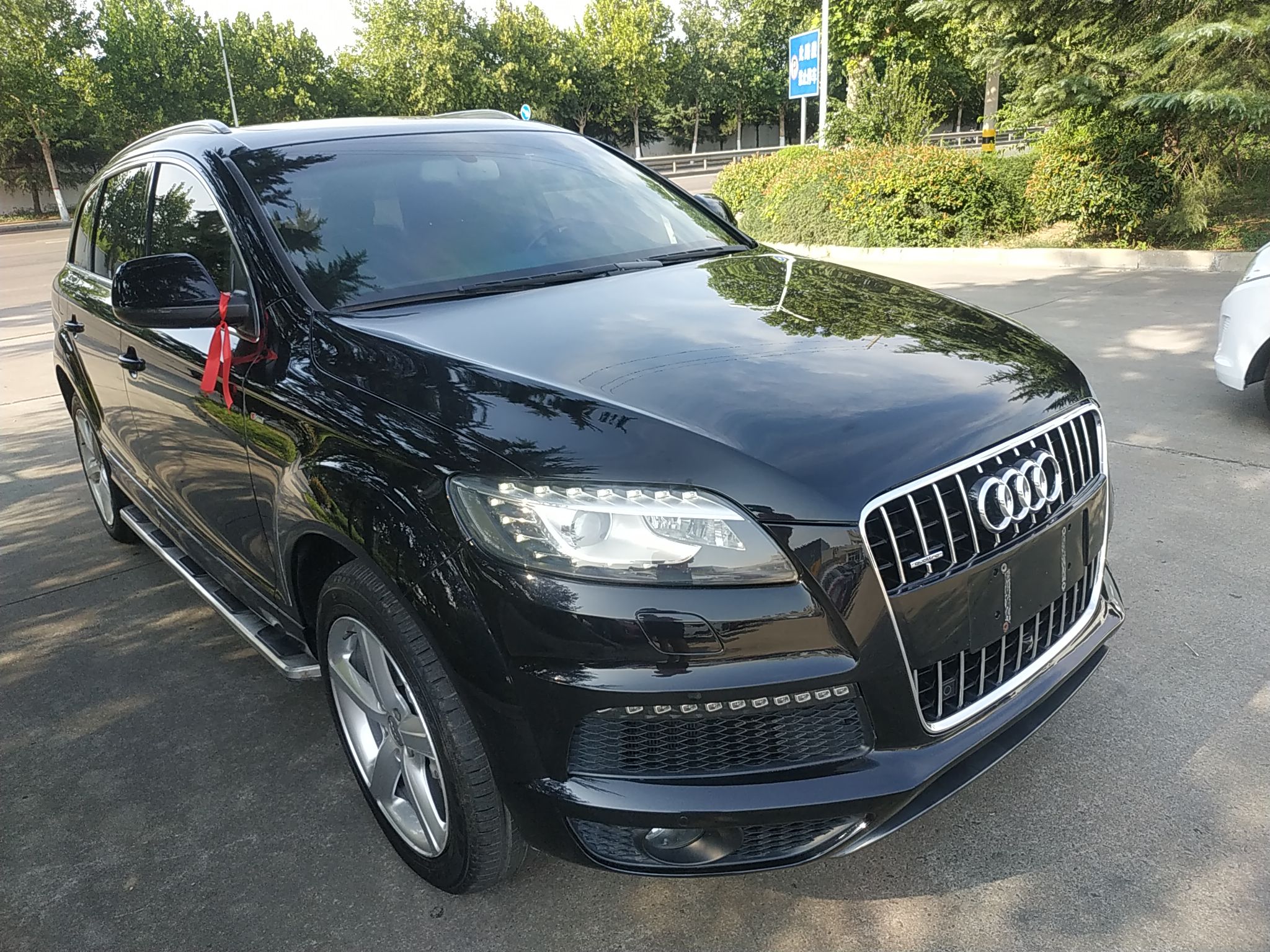 奥迪Q7 2014款 35 TFSI 运动型(进口)