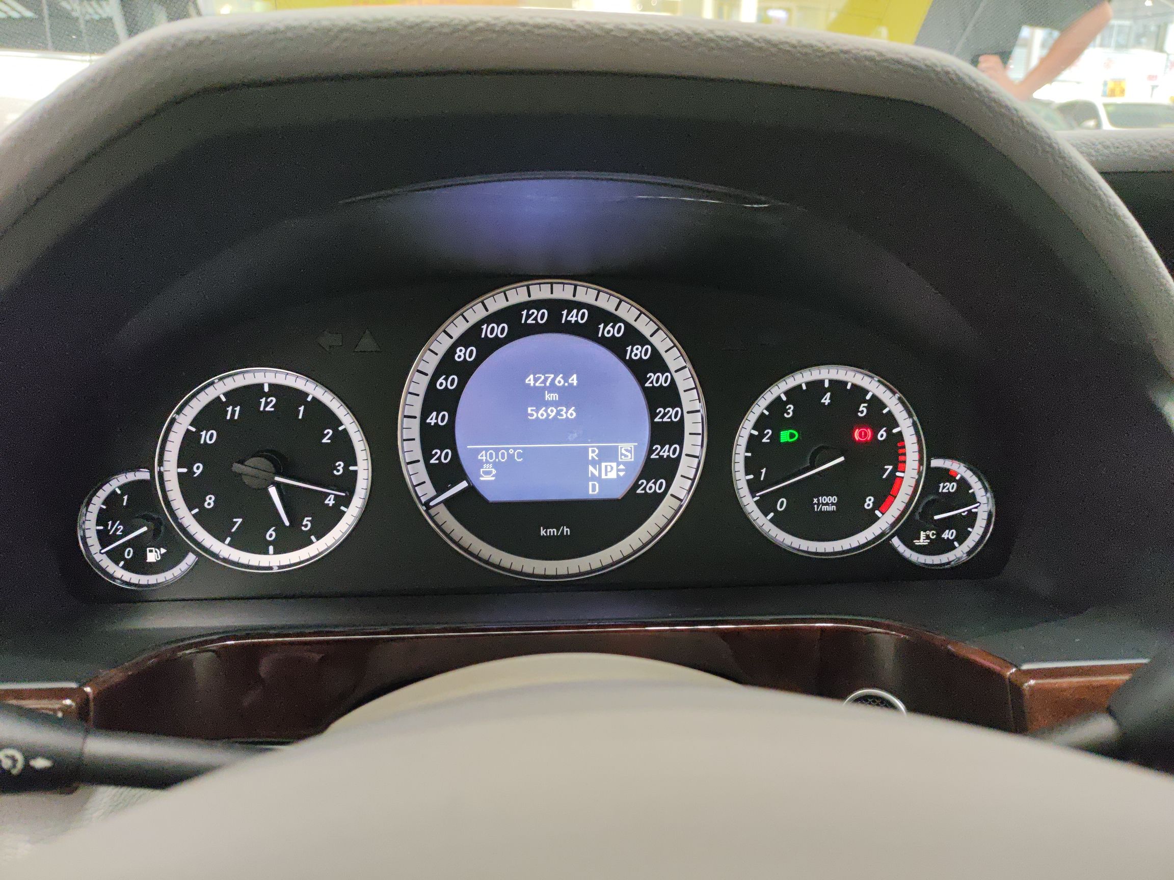 奔驰E级 2011款 E 300 L 优雅型