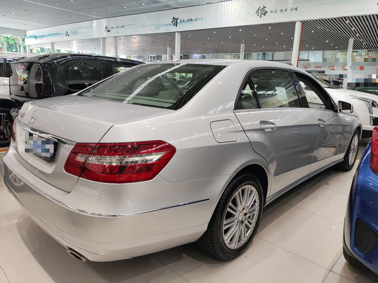 奔驰E级 2011款 E 300 L 优雅型