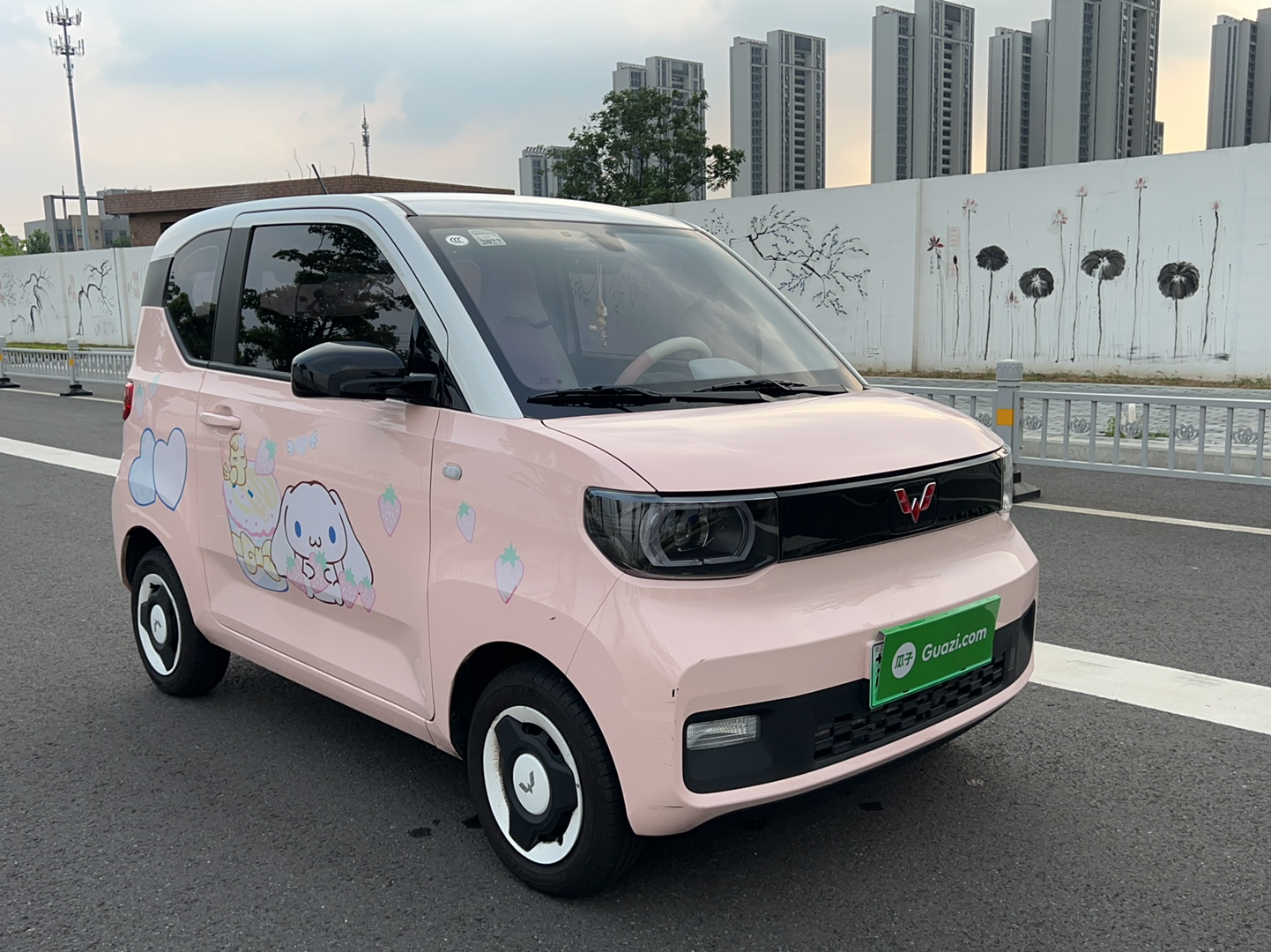 五菱汽车 宏光MINI EV 2021款 马卡龙臻享款 磷酸铁锂