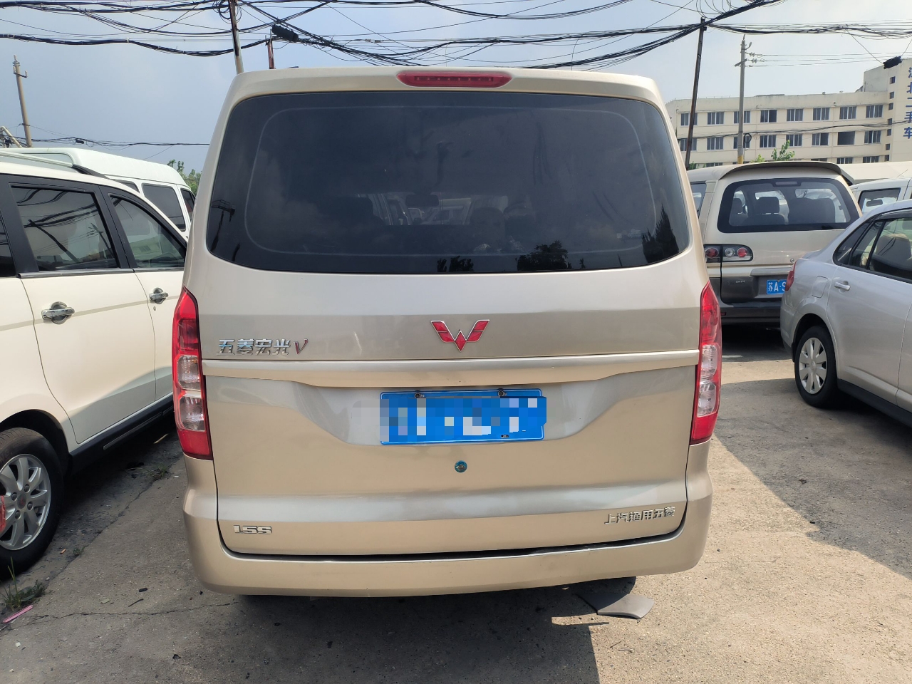 五菱汽车 五菱宏光V 2019款 1.5L劲享版国VI LAR