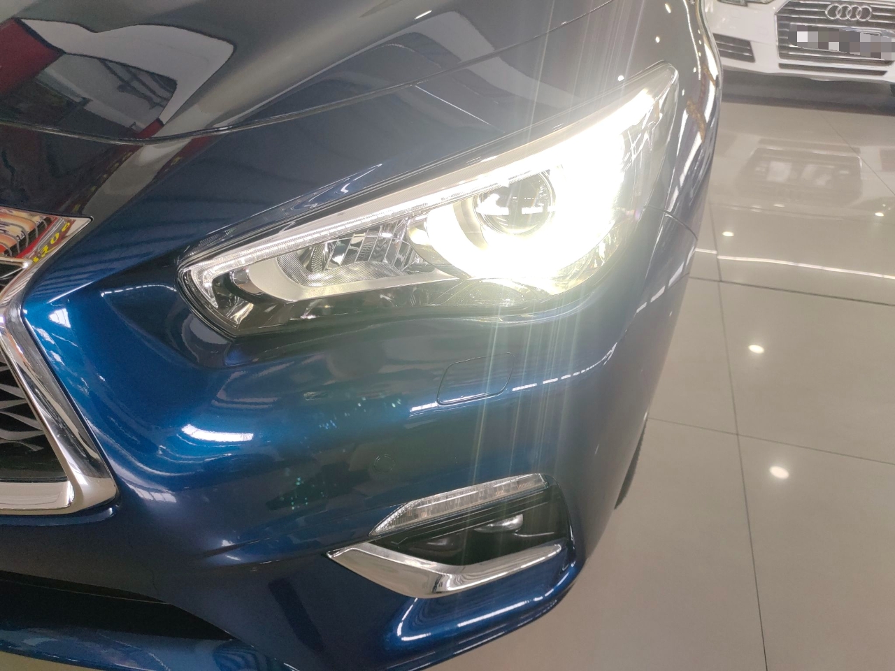 英菲尼迪Q50L 2021款 2.0T 逸享版