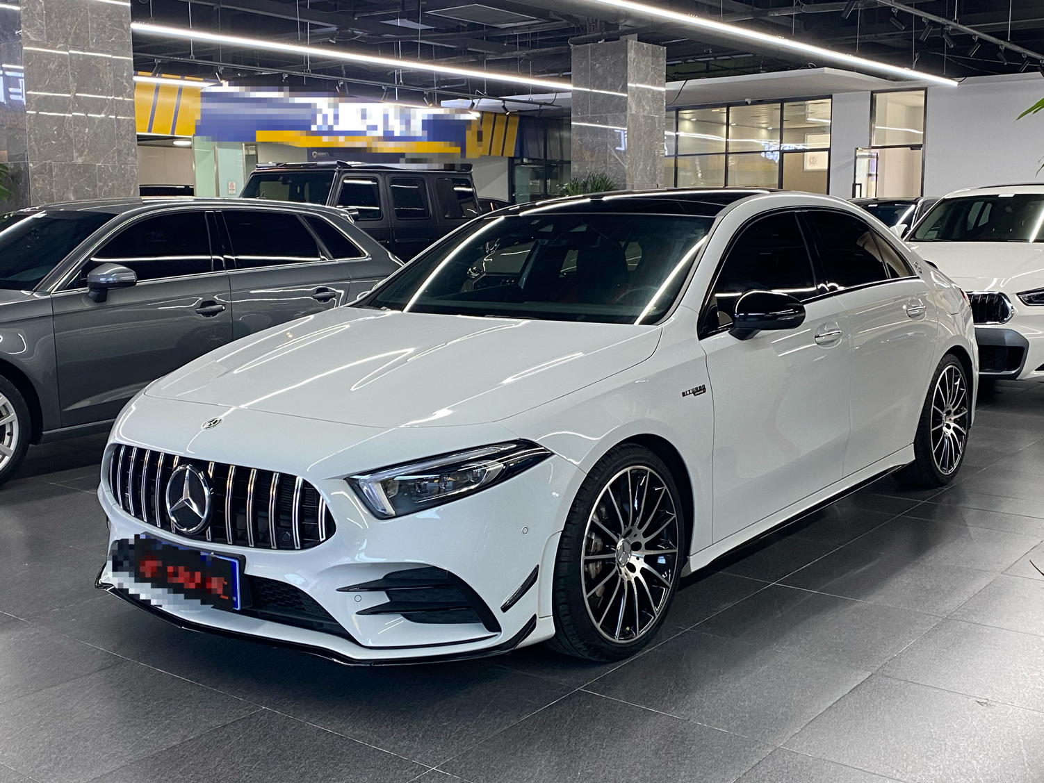 奔驰A级AMG 2019款 AMG A 35 L 4MATIC